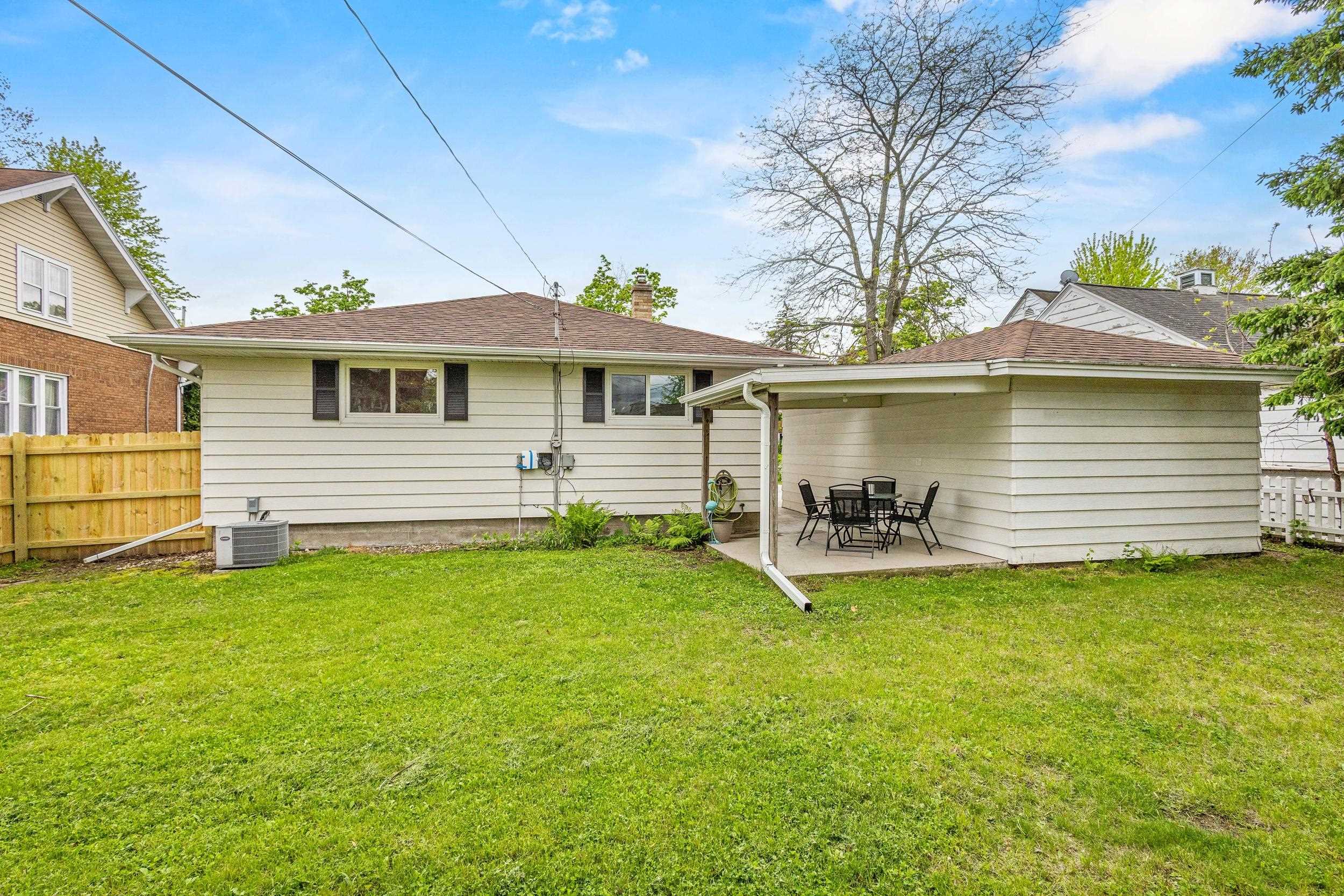 1008 FOURTH AVENUE, Stevens Point, Wisconsin 54481, 3 Bedrooms Bedrooms, ,1 BathroomBathrooms,Residential,For Sale,1008 FOURTH AVENUE,22502191