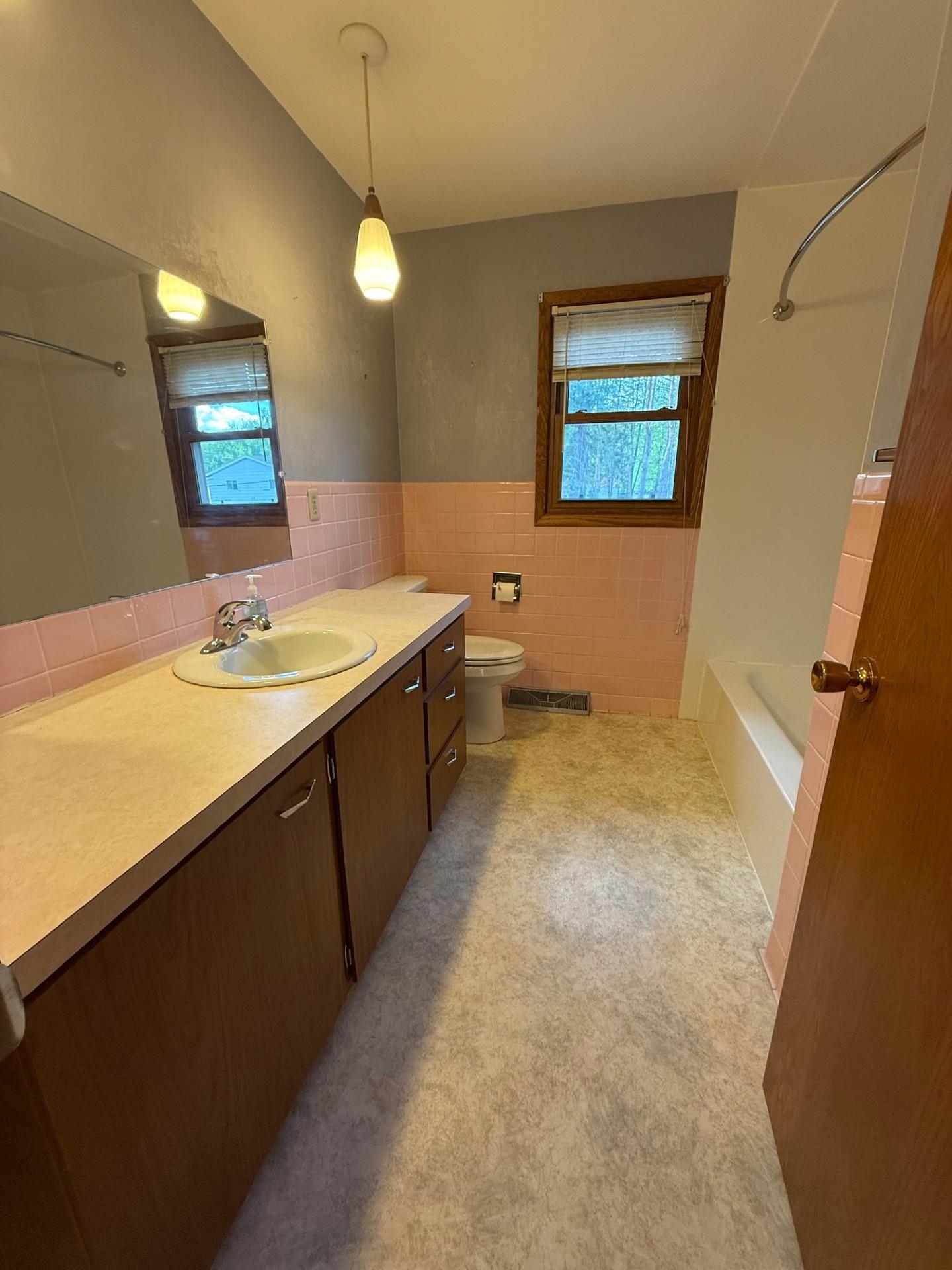 1410 21ST AVENUE SOUTH, Wisconsin Rapids, Wisconsin 54495, 3 Bedrooms Bedrooms, ,1 BathroomBathrooms,Residential,For Sale,1410 21ST AVENUE SOUTH,22502192