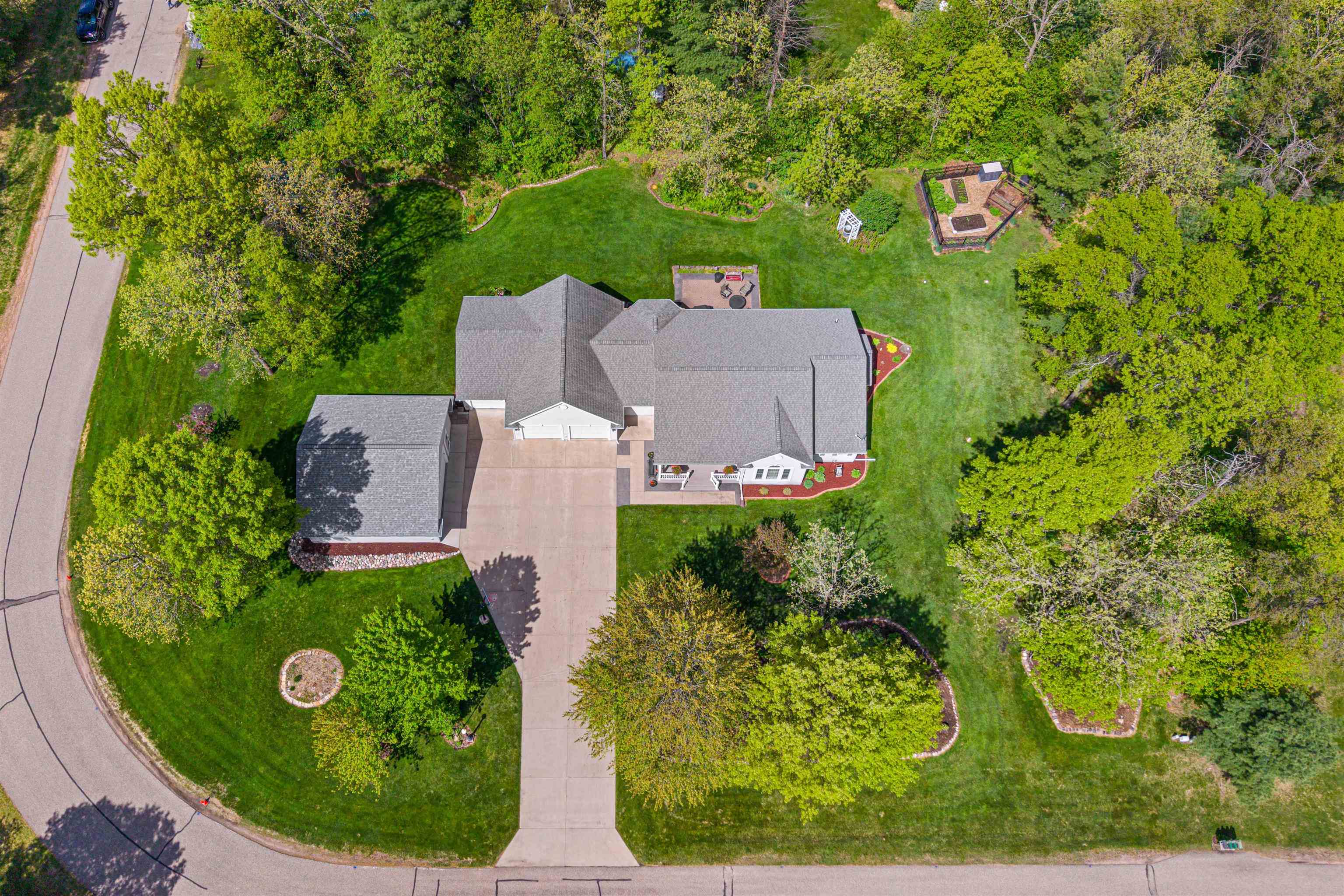 3820 HERITAGE RIDGE DRIVE, Wisconsin Rapids, Wisconsin 54494, 3 Bedrooms Bedrooms, ,3 BathroomsBathrooms,Residential,For Sale,3820 HERITAGE RIDGE DRIVE,22502193