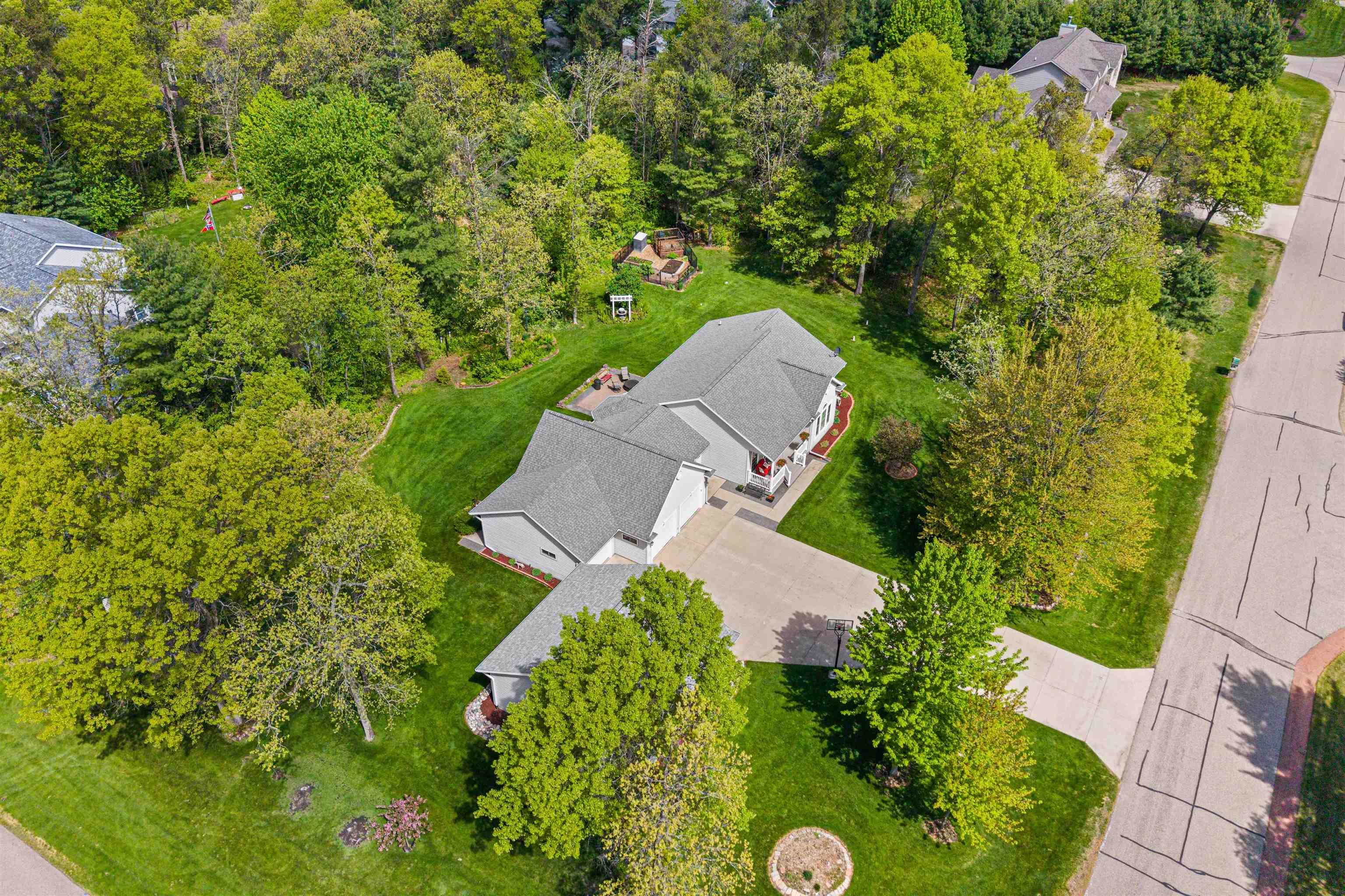 3820 HERITAGE RIDGE DRIVE, Wisconsin Rapids, Wisconsin 54494, 3 Bedrooms Bedrooms, ,3 BathroomsBathrooms,Residential,For Sale,3820 HERITAGE RIDGE DRIVE,22502193