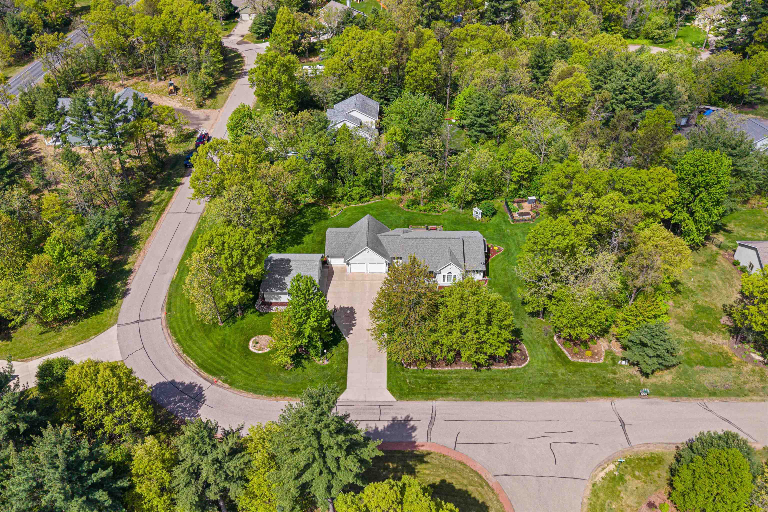 3820 HERITAGE RIDGE DRIVE, Wisconsin Rapids, Wisconsin 54494, 3 Bedrooms Bedrooms, ,3 BathroomsBathrooms,Residential,For Sale,3820 HERITAGE RIDGE DRIVE,22502193