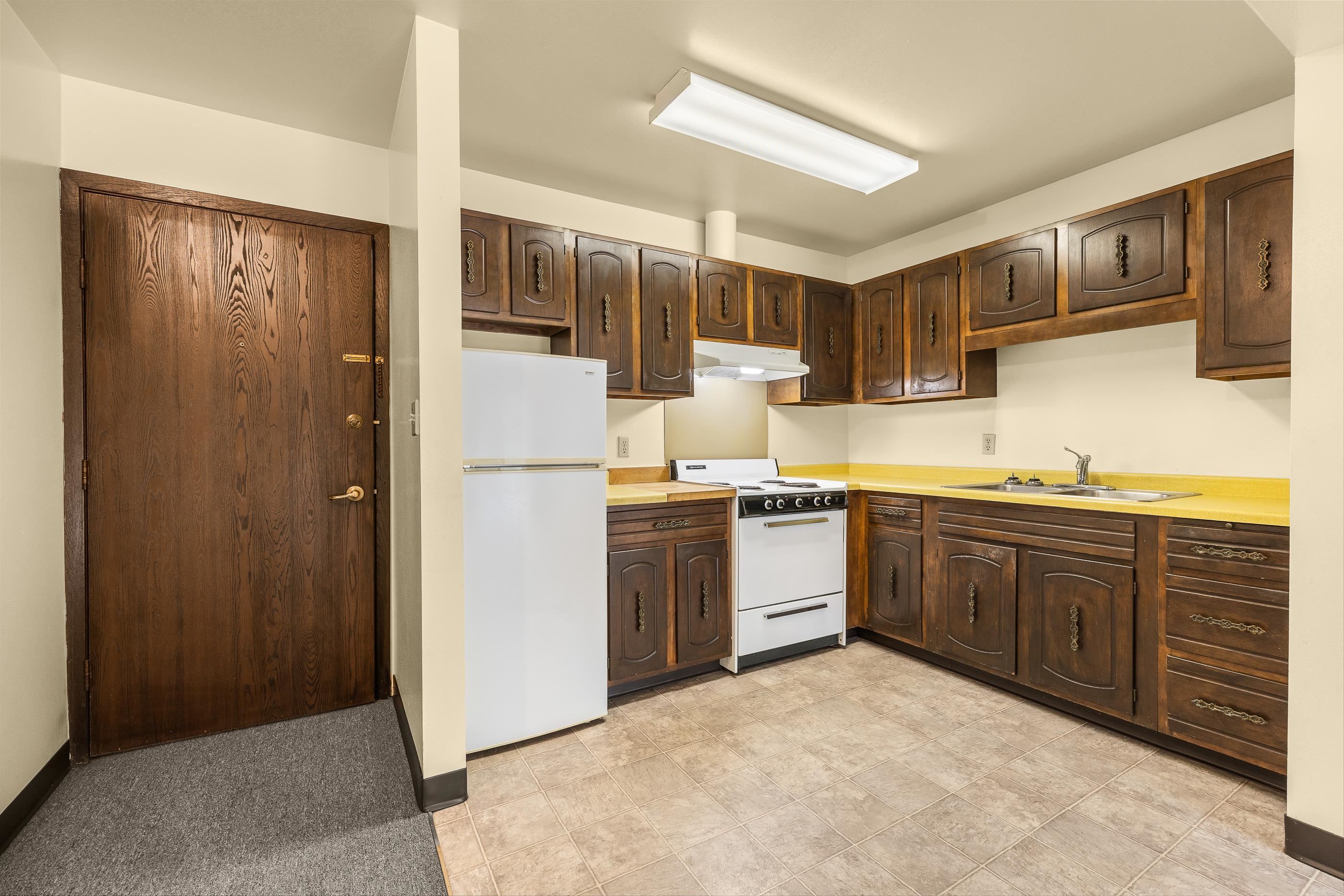 386 WILSON STREET, Amherst, Wisconsin 54406, ,Multi-family,For Sale,386 WILSON STREET,22502197