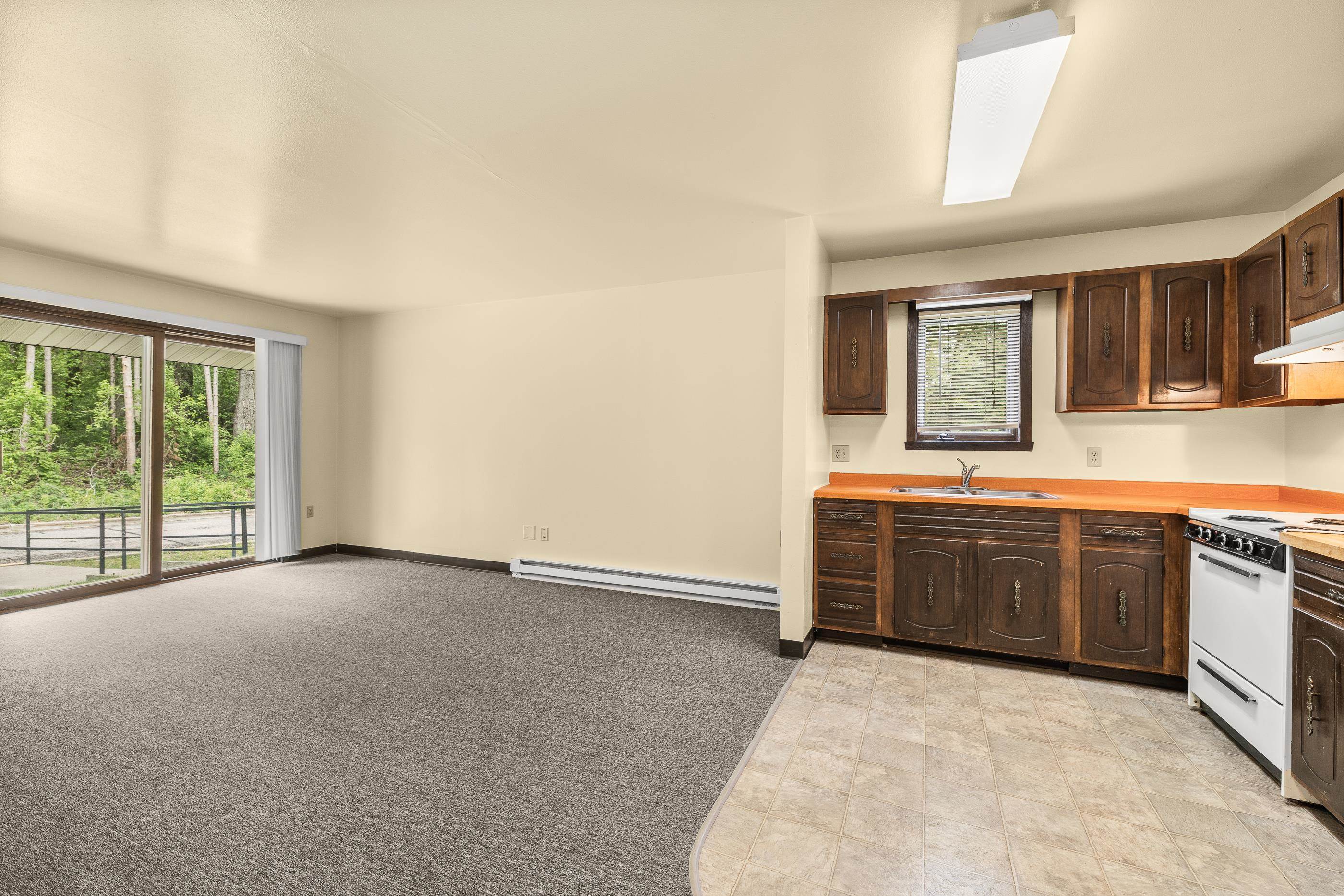 386 WILSON STREET, Amherst, Wisconsin 54406, ,Multi-family,For Sale,386 WILSON STREET,22502197