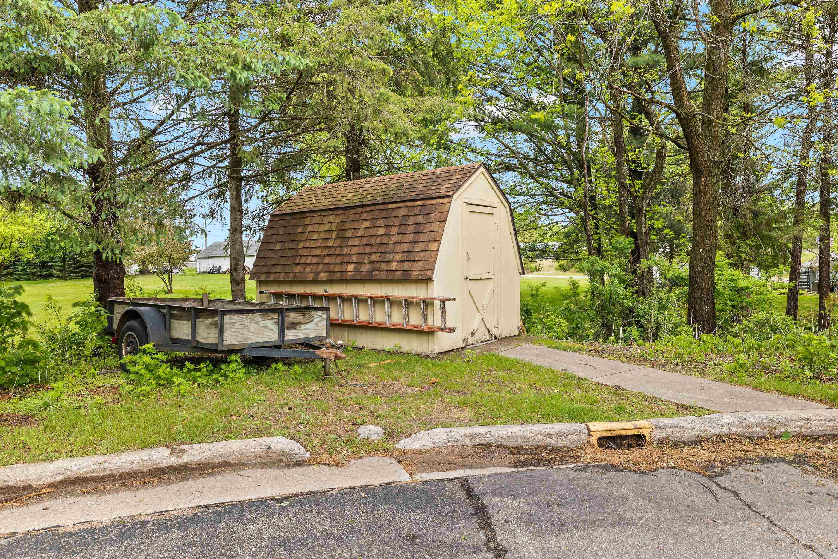 386 WILSON STREET, Amherst, Wisconsin 54406, ,Multi-family,For Sale,386 WILSON STREET,22502197