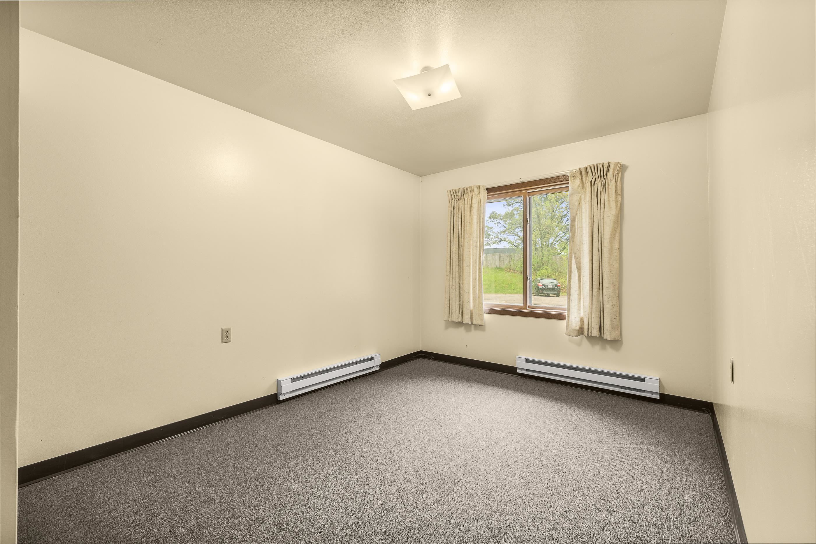 312 CLINTON COURT, Amherst, Wisconsin 54406, 2 Bedrooms Bedrooms, ,1.5 BathroomsBathrooms,Multi-family,For Sale,312 CLINTON COURT,22502201