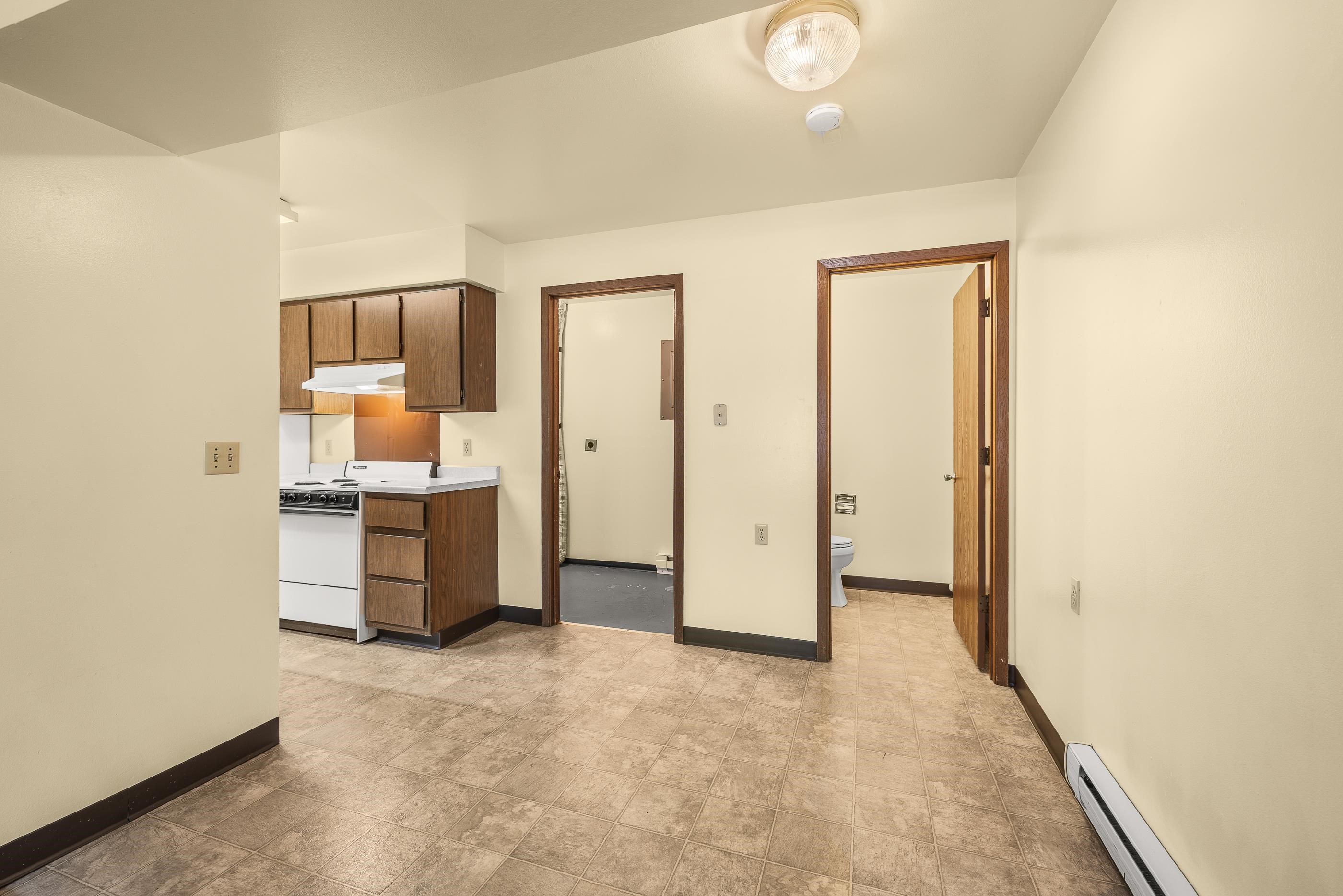 312 CLINTON COURT, Amherst, Wisconsin 54406, 2 Bedrooms Bedrooms, ,1.5 BathroomsBathrooms,Multi-family,For Sale,312 CLINTON COURT,22502201