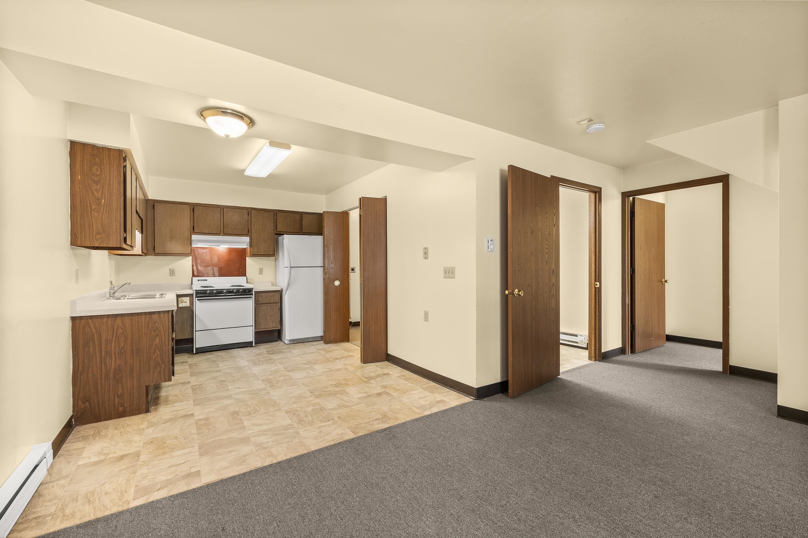 312 CLINTON COURT, Amherst, Wisconsin 54406, 2 Bedrooms Bedrooms, ,1.5 BathroomsBathrooms,Multi-family,For Sale,312 CLINTON COURT,22502201