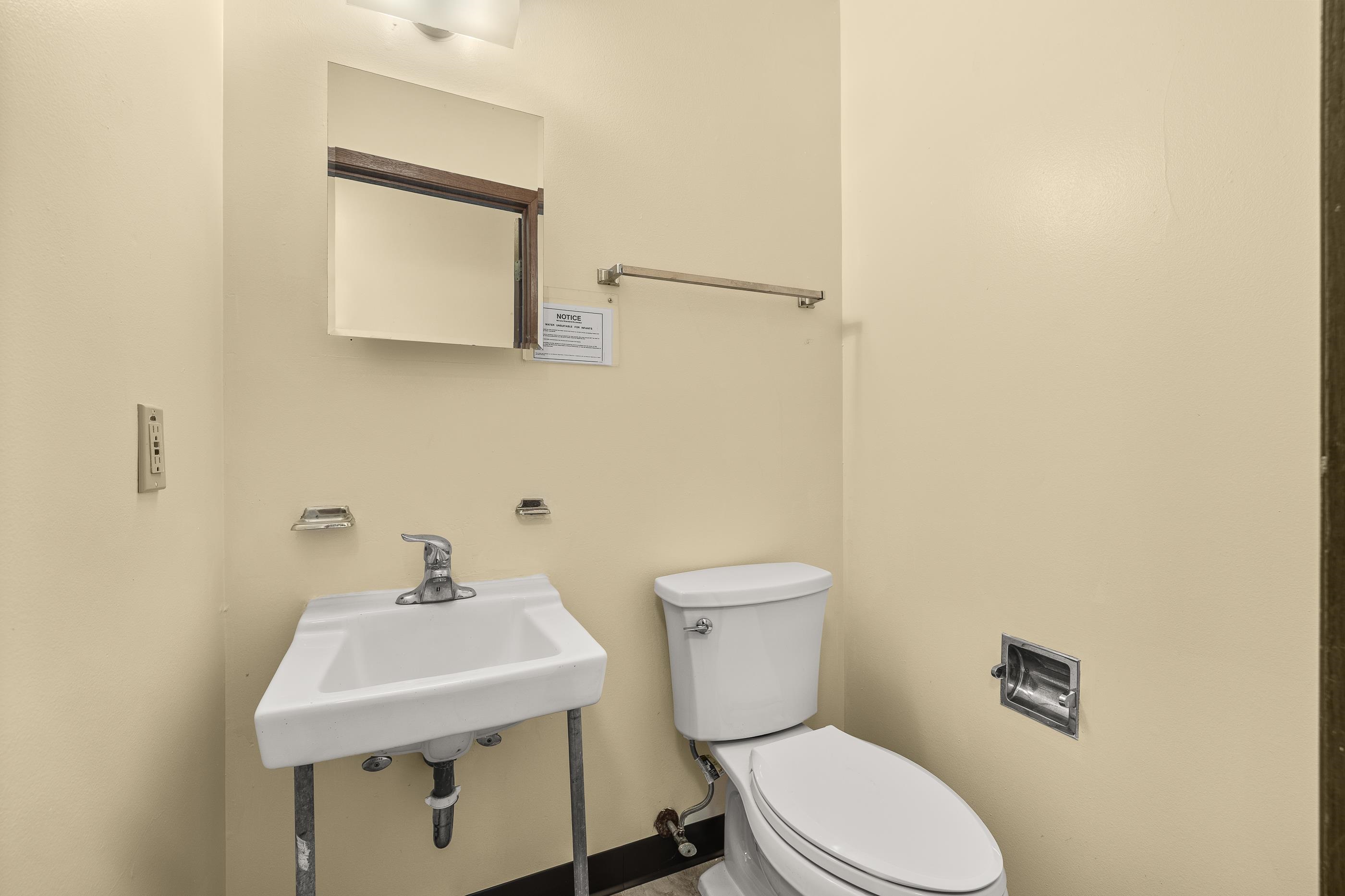 521 E GRAND AVENUE, Rosholt, Wisconsin 54473, 2 Bedrooms Bedrooms, ,1.5 BathroomsBathrooms,Multi-family,For Sale,521 E GRAND AVENUE,22502202