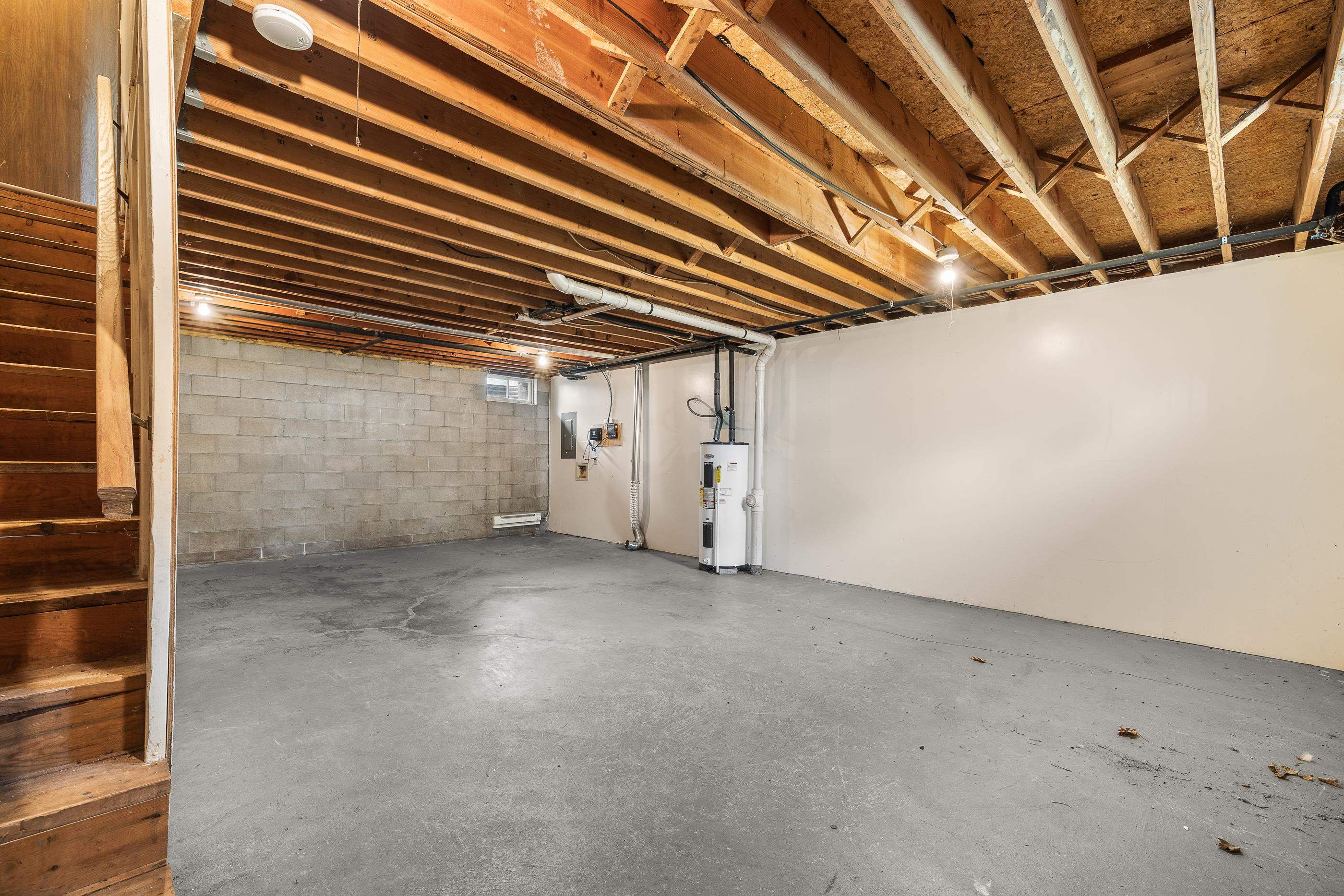 521 E GRAND AVENUE, Rosholt, Wisconsin 54473, 2 Bedrooms Bedrooms, ,1.5 BathroomsBathrooms,Multi-family,For Sale,521 E GRAND AVENUE,22502202
