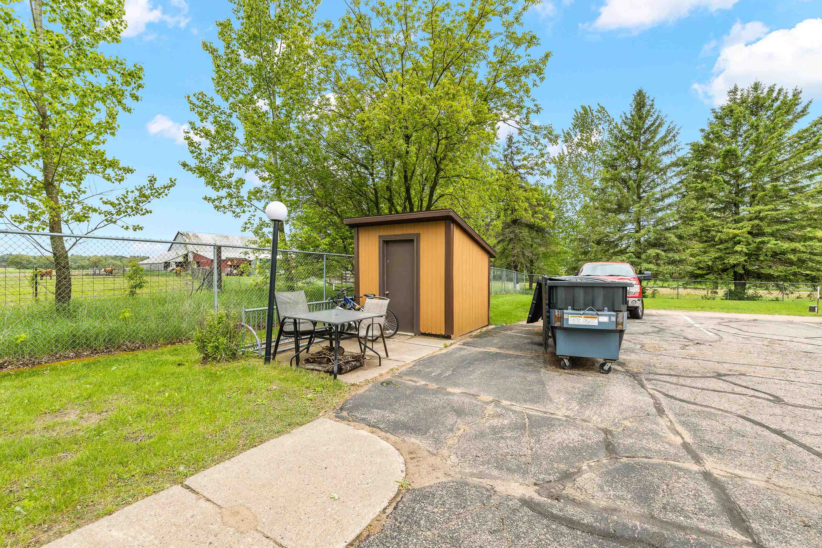 521 E GRAND AVENUE, Rosholt, Wisconsin 54473, 2 Bedrooms Bedrooms, ,1.5 BathroomsBathrooms,Multi-family,For Sale,521 E GRAND AVENUE,22502202