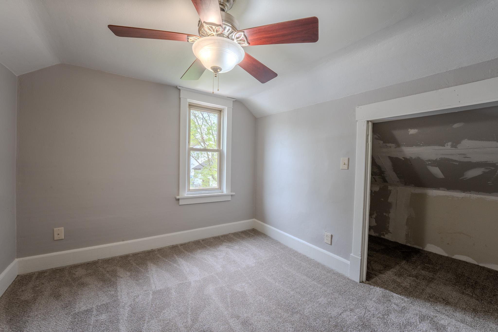 209 N 5TH AVENUE, Wausau, Wisconsin 54401, 2 Bedrooms Bedrooms, ,1 BathroomBathrooms,Residential,For Sale,209 N 5TH AVENUE,22502204