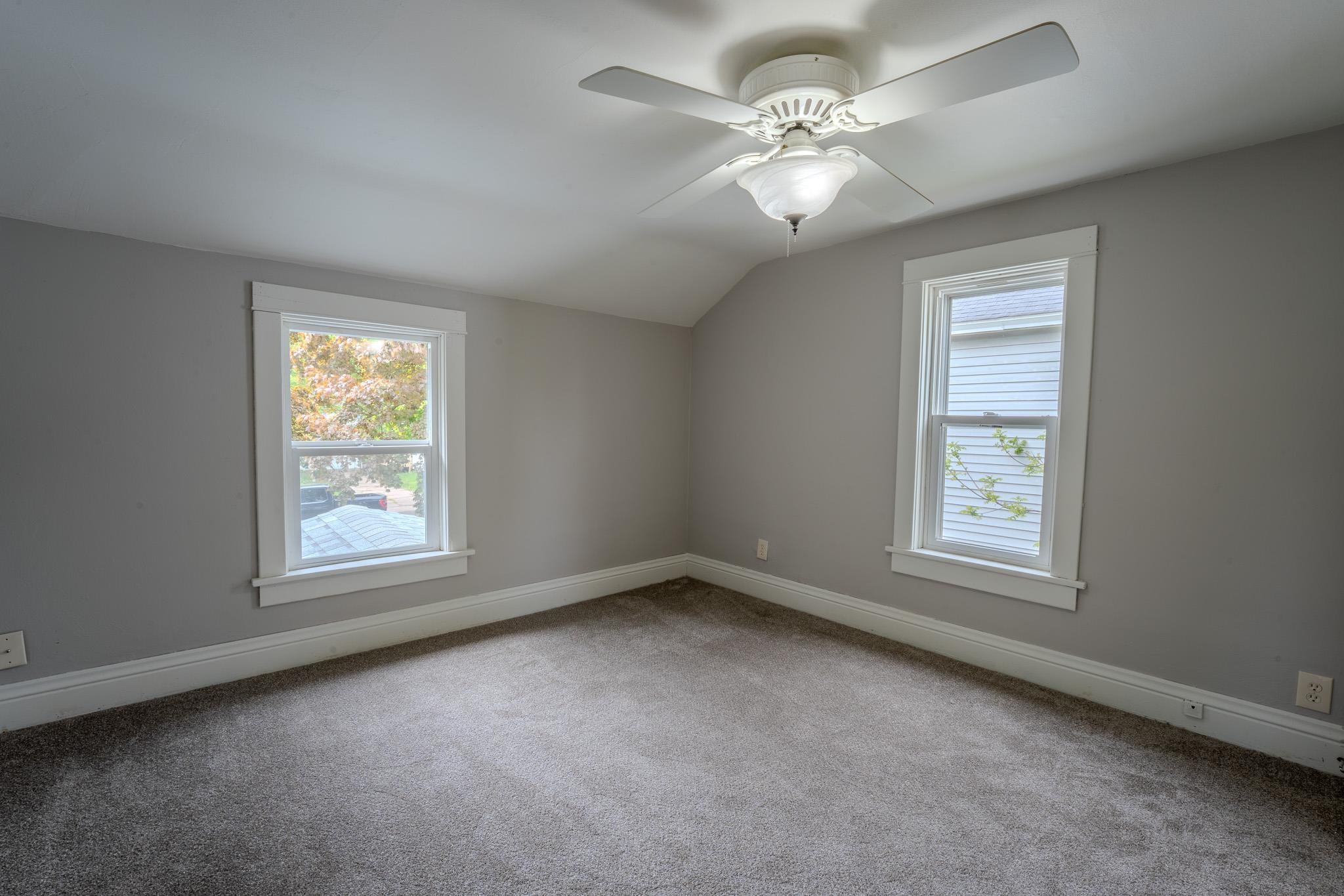 209 N 5TH AVENUE, Wausau, Wisconsin 54401, 2 Bedrooms Bedrooms, ,1 BathroomBathrooms,Residential,For Sale,209 N 5TH AVENUE,22502204