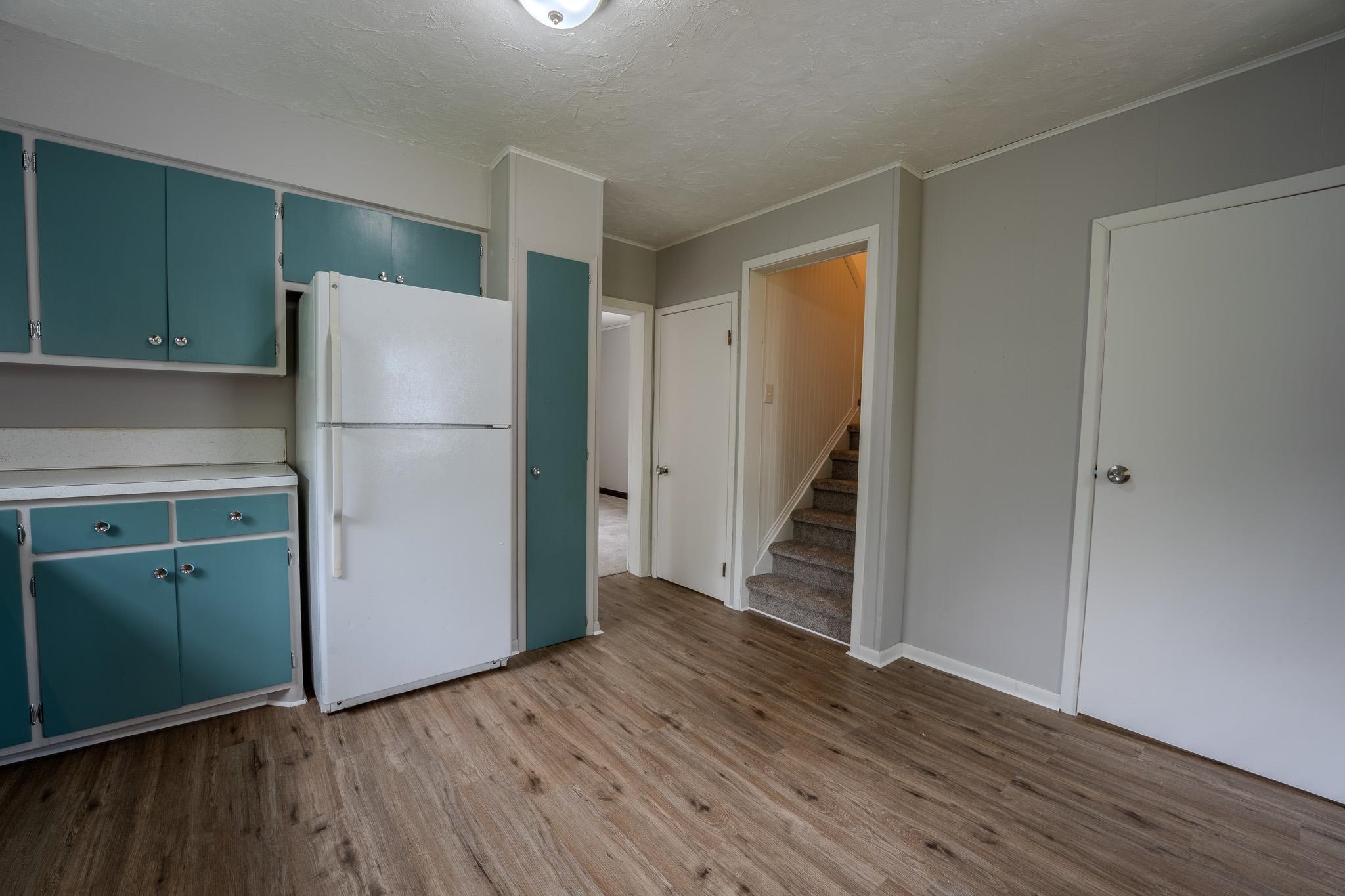 209 N 5TH AVENUE, Wausau, Wisconsin 54401, 2 Bedrooms Bedrooms, ,1 BathroomBathrooms,Residential,For Sale,209 N 5TH AVENUE,22502204