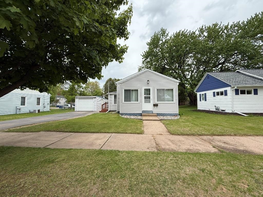 908 N 7TH AVENUE, Wausau, Wisconsin 54401, 1 Bedroom Bedrooms, ,1 BathroomBathrooms,Residential,For Sale,908 N 7TH AVENUE,22502208