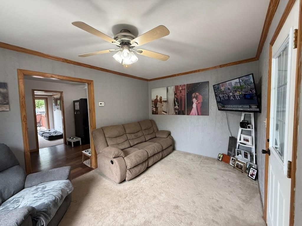 908 N 7TH AVENUE, Wausau, Wisconsin 54401, 1 Bedroom Bedrooms, ,1 BathroomBathrooms,Residential,For Sale,908 N 7TH AVENUE,22502208