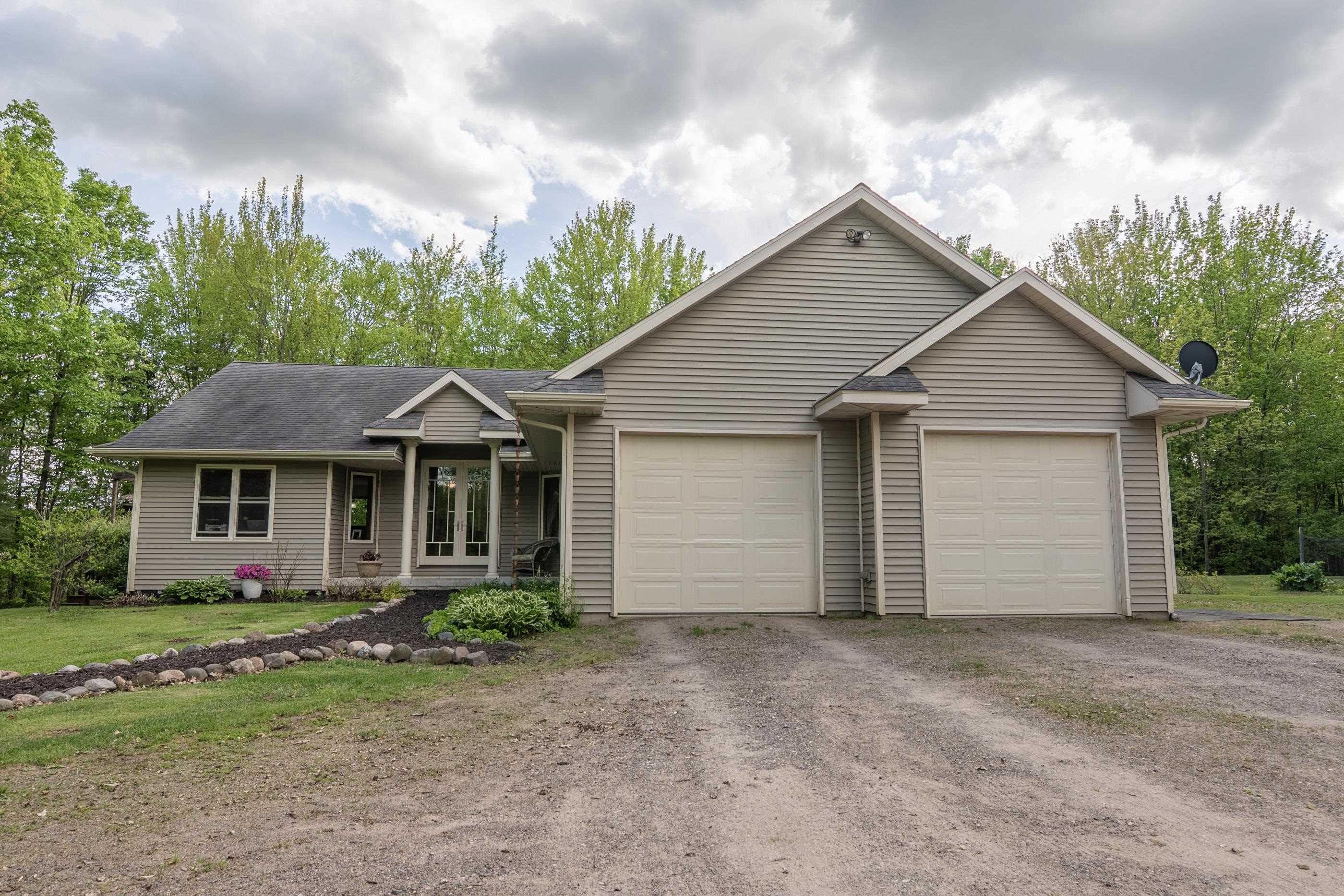 W5729 JOLLY AVENUE, Medford, Wisconsin 54451, 4 Bedrooms Bedrooms, ,2 BathroomsBathrooms,Residential,For Sale,W5729 JOLLY AVENUE,22502209