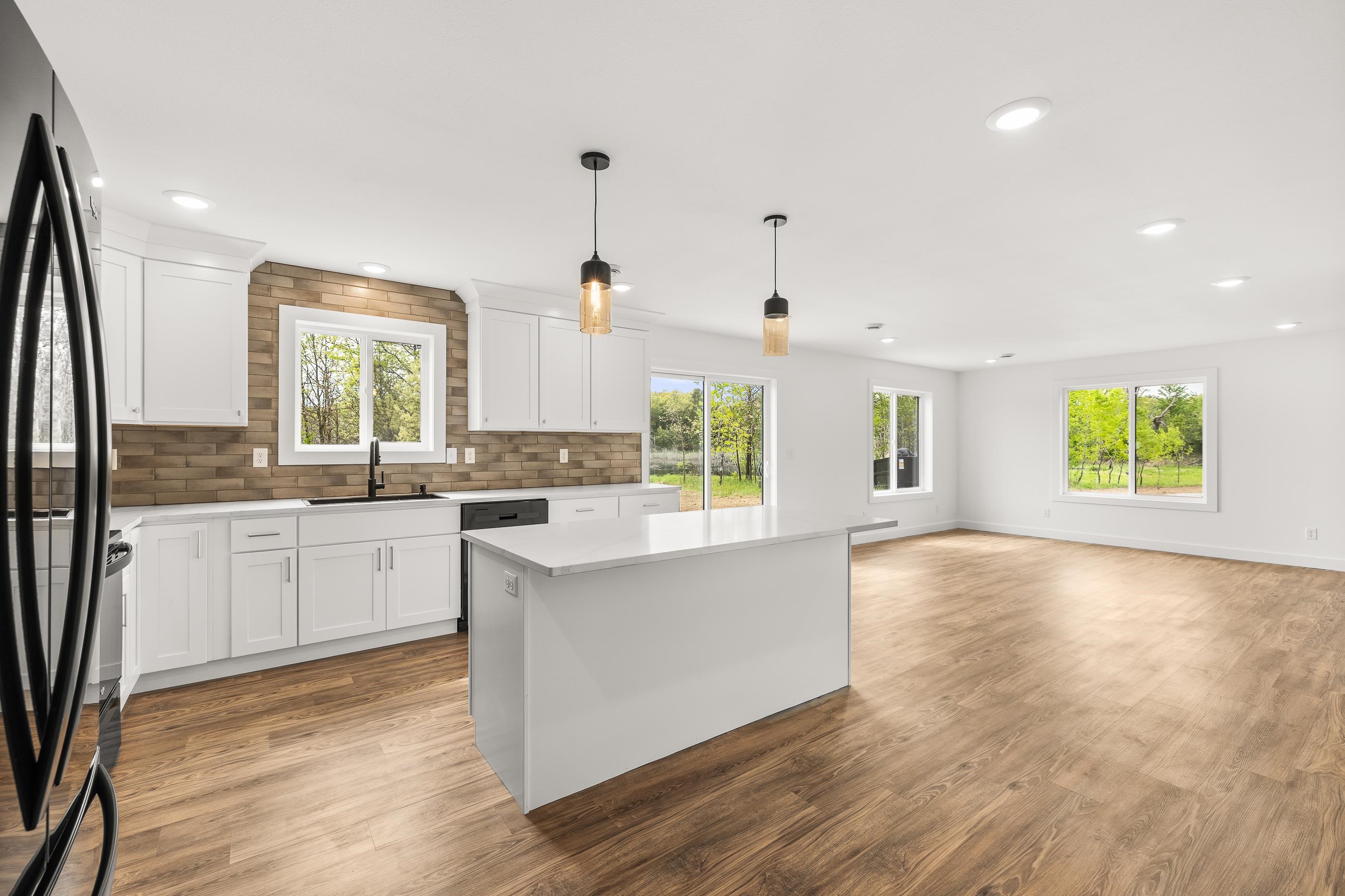 6564 PLEASANT DRIVE, Amherst, Wisconsin 54406, 3 Bedrooms Bedrooms, ,2 BathroomsBathrooms,Residential,For Sale,6564 PLEASANT DRIVE,22502212
