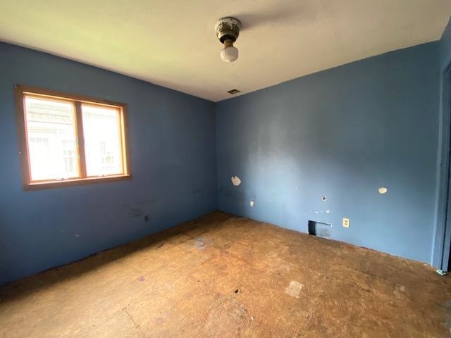 208 E 4TH STREET, Marshfield, Wisconsin 54449, 3 Bedrooms Bedrooms, ,1 BathroomBathrooms,Residential,For Sale,208 E 4TH STREET,22502213