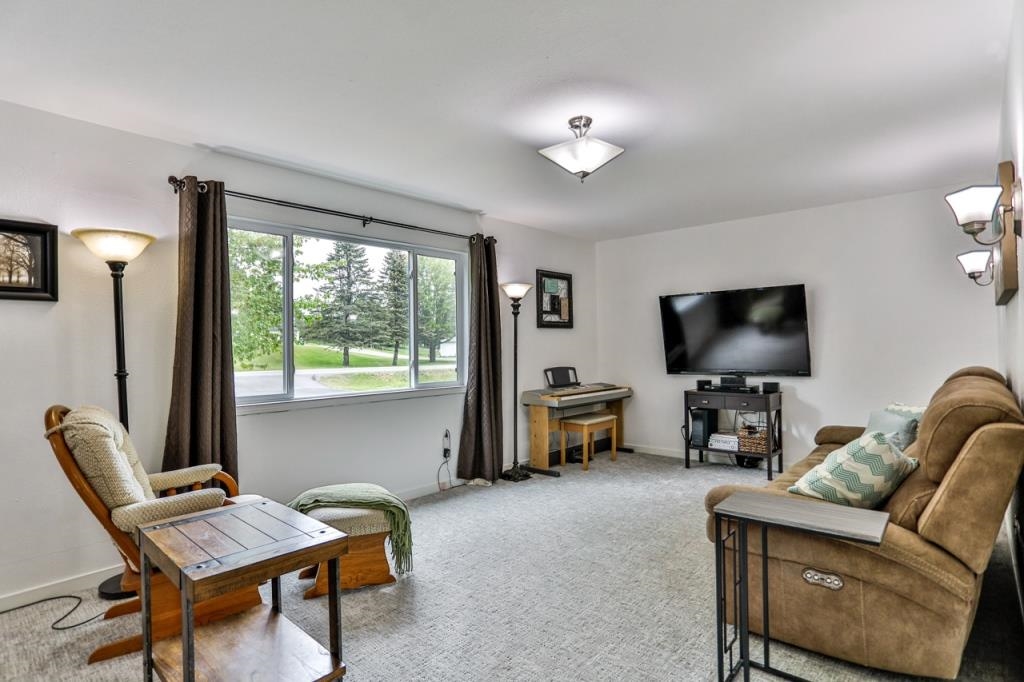 2915 NORTHWESTERN AVE, Wausau, Wisconsin 54403, 5 Bedrooms Bedrooms, ,3 BathroomsBathrooms,Residential,For Sale,2915 NORTHWESTERN AVE,22502220