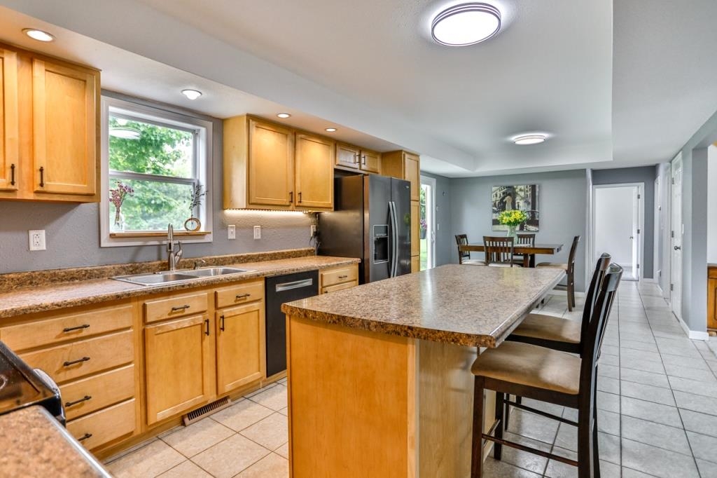 2915 NORTHWESTERN AVE, Wausau, Wisconsin 54403, 5 Bedrooms Bedrooms, ,3 BathroomsBathrooms,Residential,For Sale,2915 NORTHWESTERN AVE,22502220