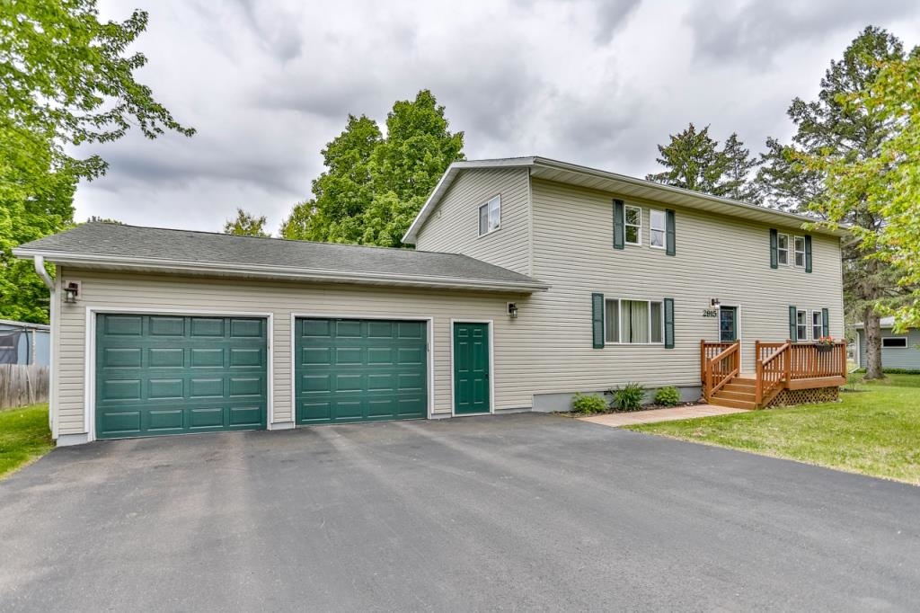 2915 NORTHWESTERN AVE, Wausau, Wisconsin 54403, 5 Bedrooms Bedrooms, ,3 BathroomsBathrooms,Residential,For Sale,2915 NORTHWESTERN AVE,22502220