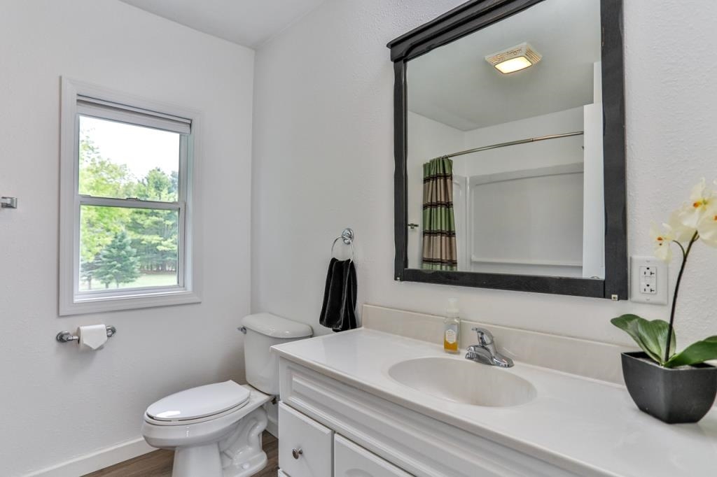 2915 NORTHWESTERN AVE, Wausau, Wisconsin 54403, 5 Bedrooms Bedrooms, ,3 BathroomsBathrooms,Residential,For Sale,2915 NORTHWESTERN AVE,22502220
