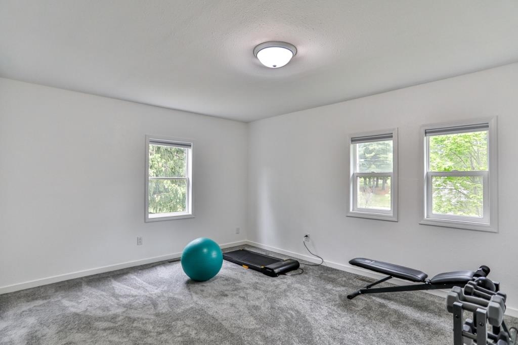 2915 NORTHWESTERN AVE, Wausau, Wisconsin 54403, 5 Bedrooms Bedrooms, ,3 BathroomsBathrooms,Residential,For Sale,2915 NORTHWESTERN AVE,22502220