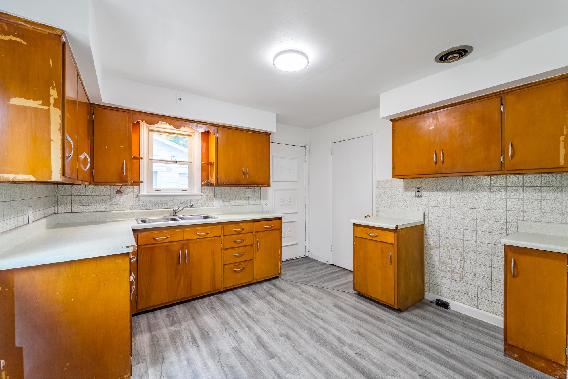 1218 KICKBUSCH STREET, Wausau, Wisconsin 54403, 2 Bedrooms Bedrooms, ,1 BathroomBathrooms,Residential,For Sale,1218 KICKBUSCH STREET,22502221