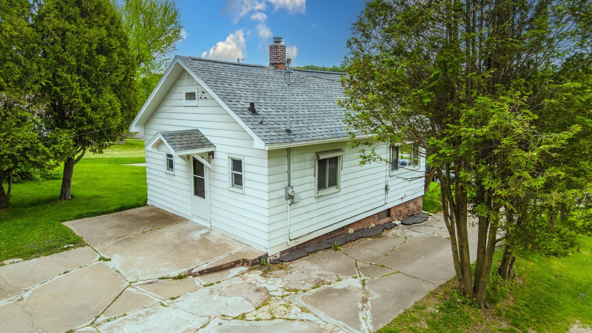 1218 KICKBUSCH STREET, Wausau, Wisconsin 54403, 2 Bedrooms Bedrooms, ,1 BathroomBathrooms,Residential,For Sale,1218 KICKBUSCH STREET,22502221