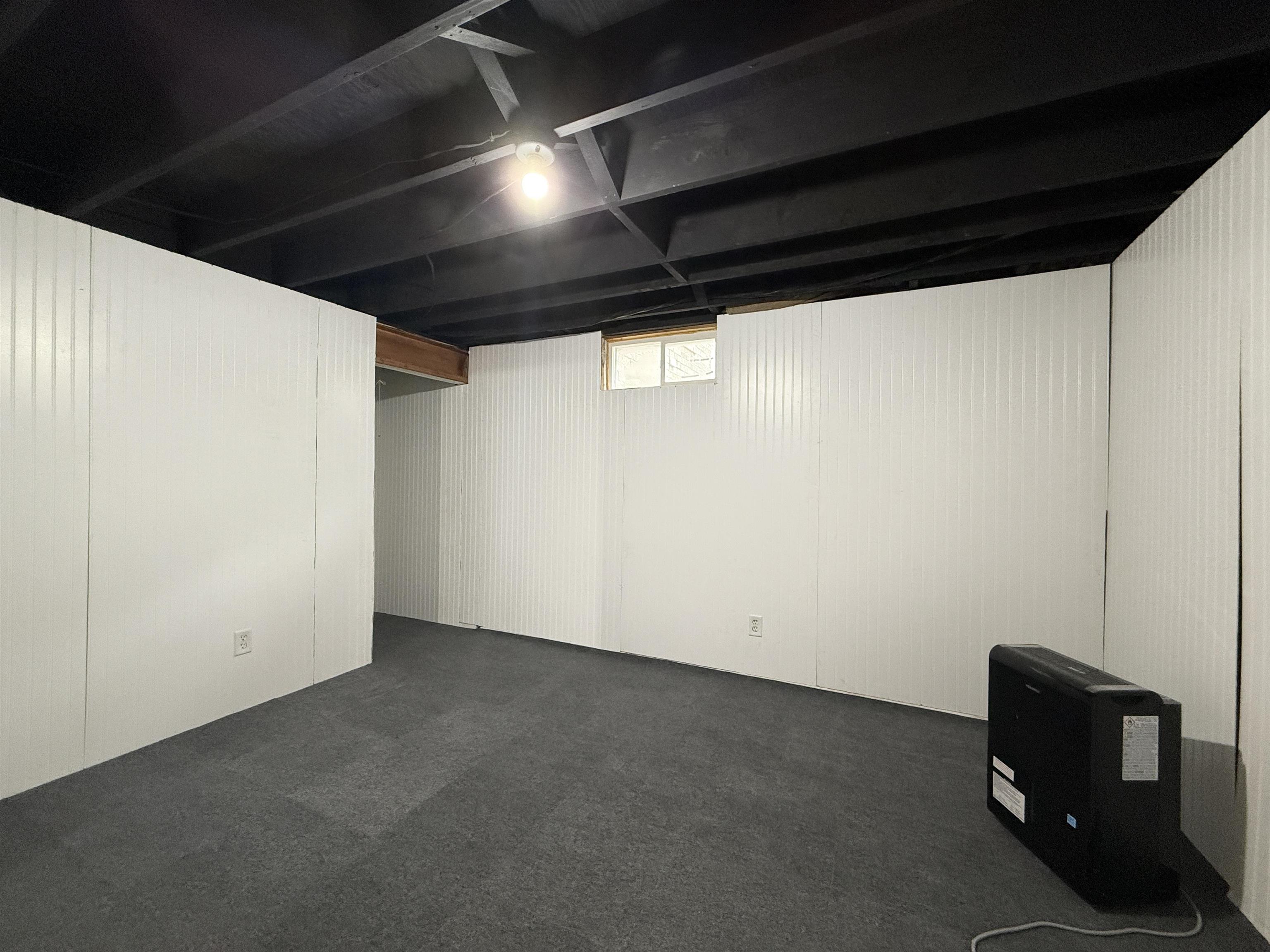 1208 E BLODGETT STREET, Marshfield, Wisconsin 54449, 3 Bedrooms Bedrooms, ,2 BathroomsBathrooms,Residential,For Sale,1208 E BLODGETT STREET,22502222