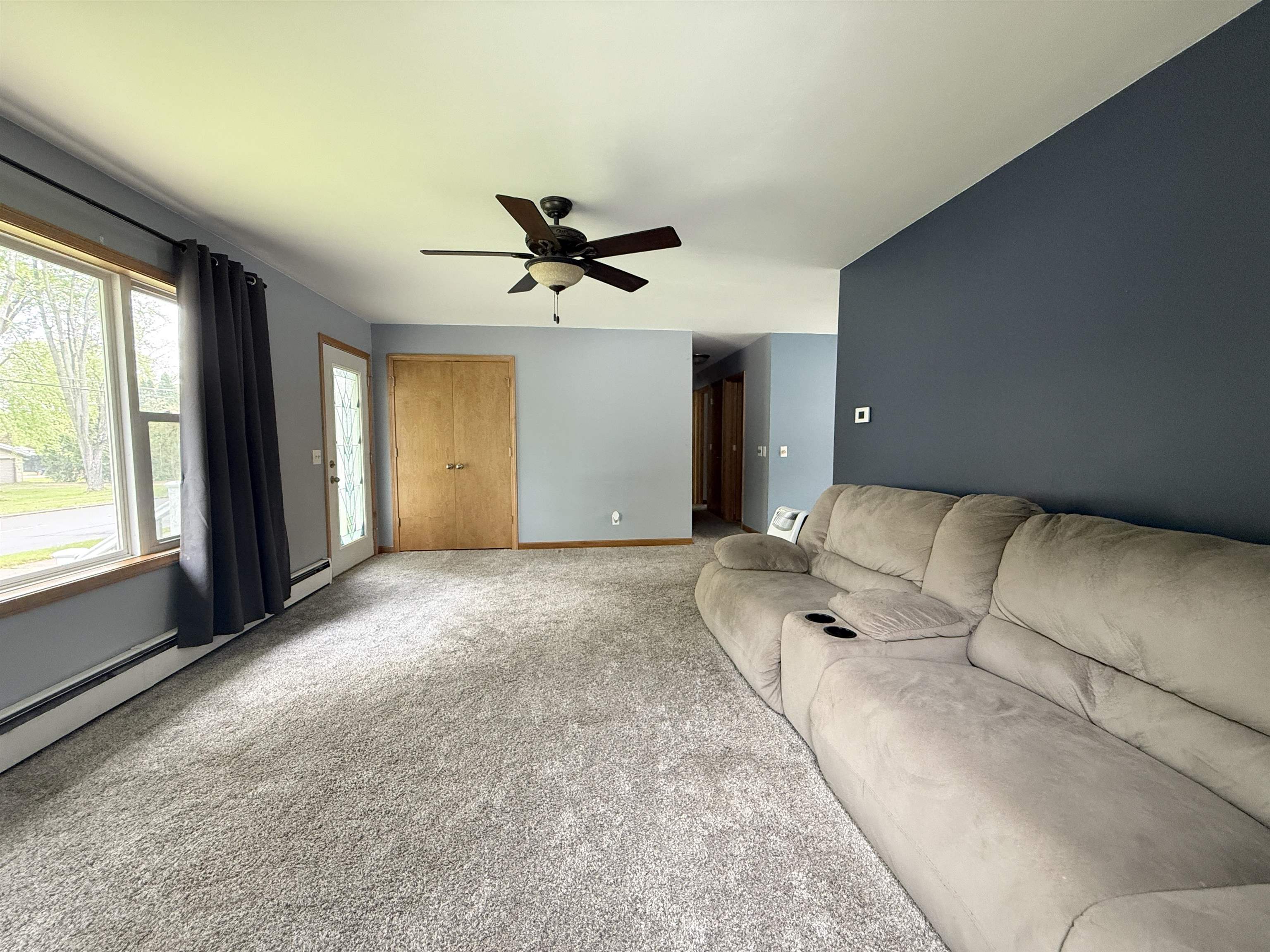 1208 E BLODGETT STREET, Marshfield, Wisconsin 54449, 3 Bedrooms Bedrooms, ,2 BathroomsBathrooms,Residential,For Sale,1208 E BLODGETT STREET,22502222