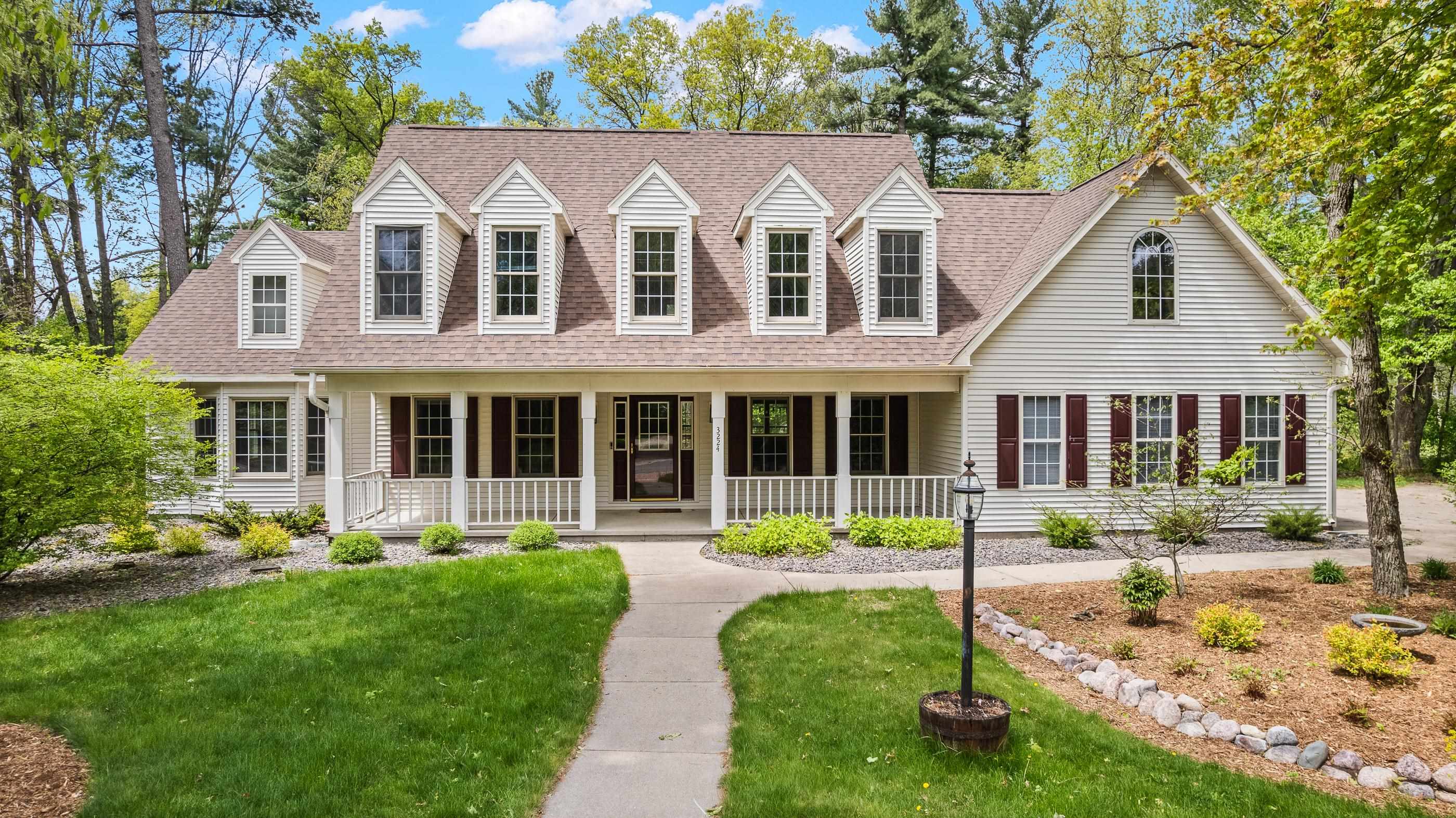 3224 PARKWOOD DRIVE, Stevens Point, Wisconsin 54481, 4 Bedrooms Bedrooms, ,3 BathroomsBathrooms,Residential,For Sale,3224 PARKWOOD DRIVE,22502224