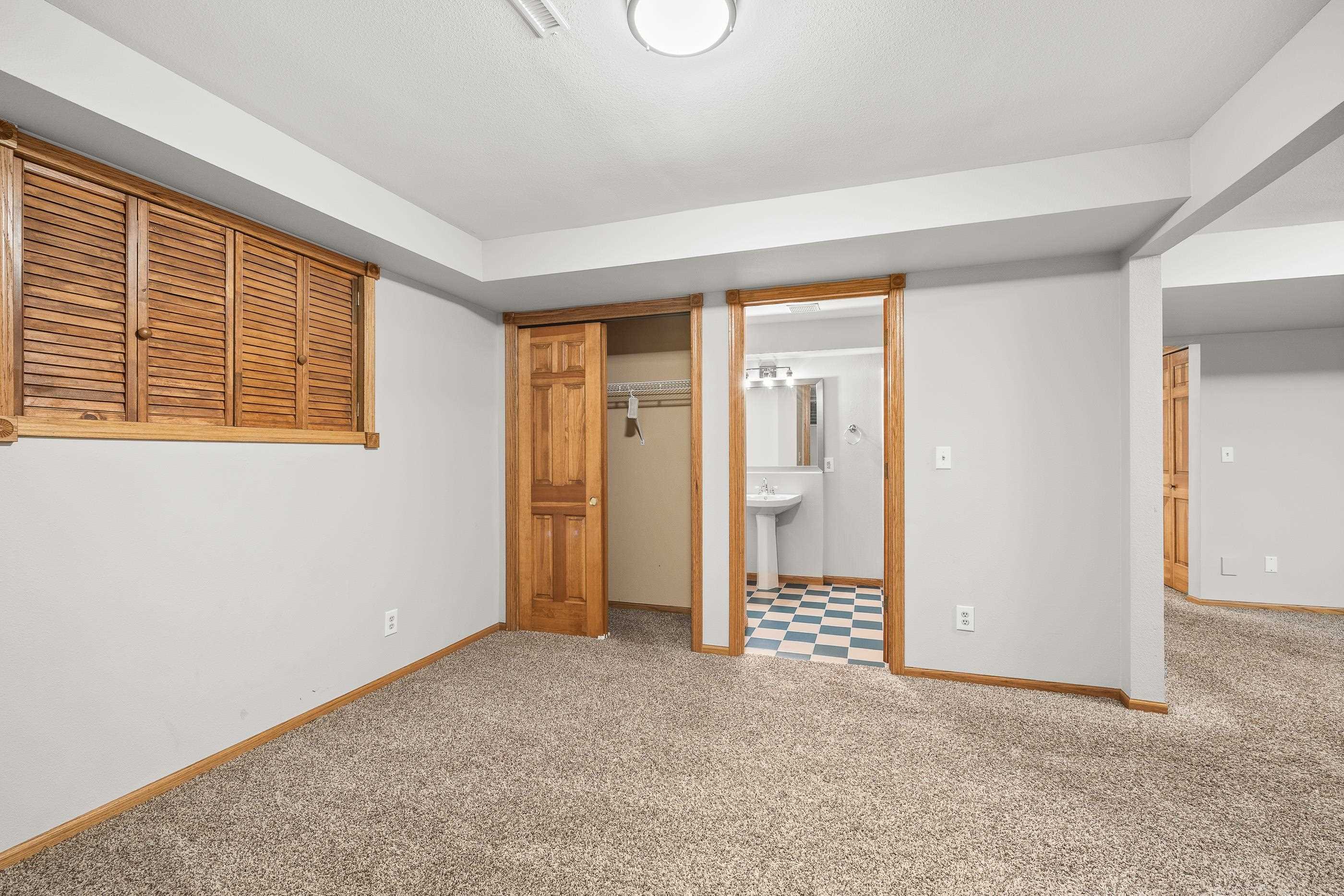 3224 PARKWOOD DRIVE, Stevens Point, Wisconsin 54481, 4 Bedrooms Bedrooms, ,3 BathroomsBathrooms,Residential,For Sale,3224 PARKWOOD DRIVE,22502224