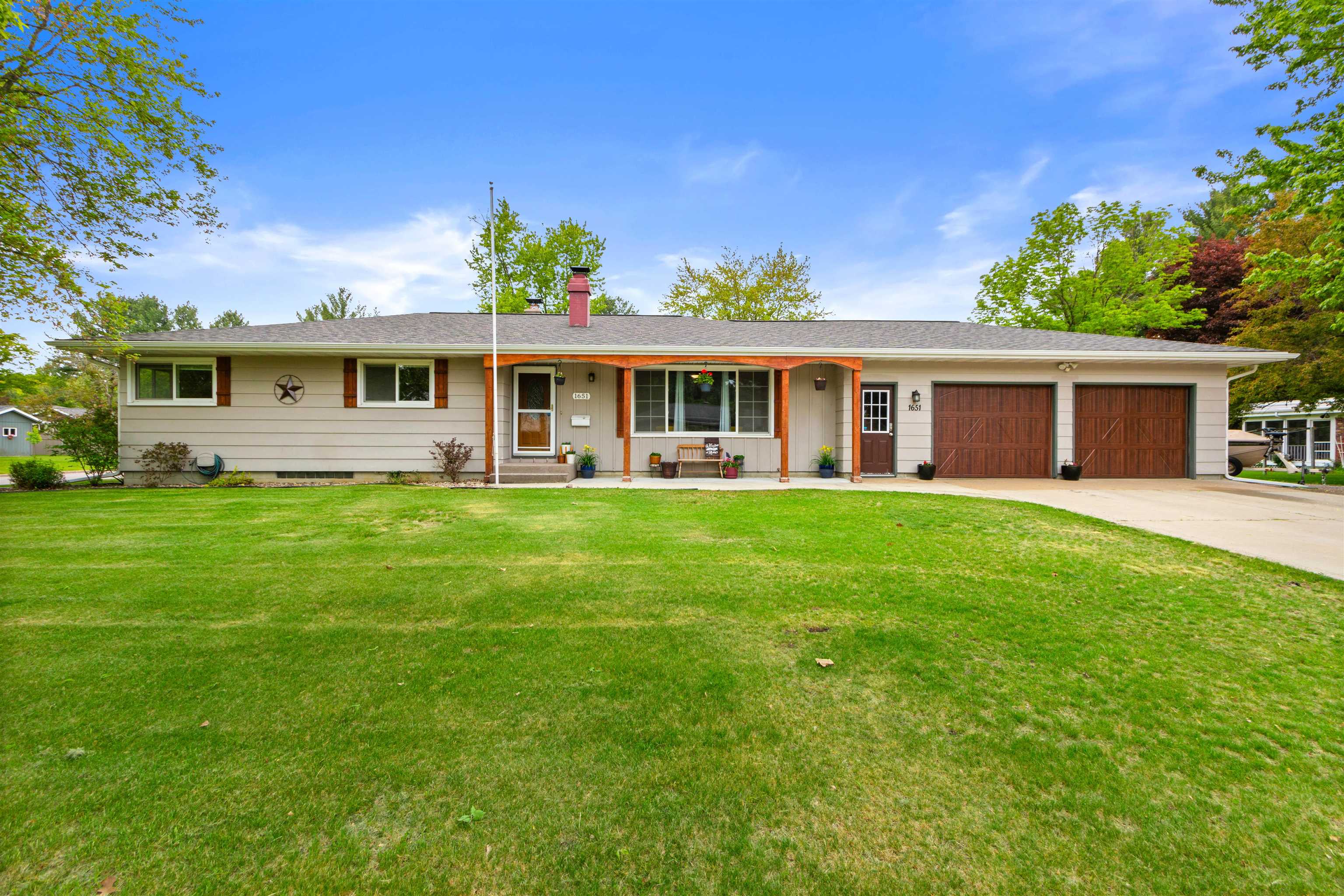 1651 4TH STREET, Port Edwards, Wisconsin 54469, 4 Bedrooms Bedrooms, ,2 BathroomsBathrooms,Residential,For Sale,1651 4TH STREET,22502231