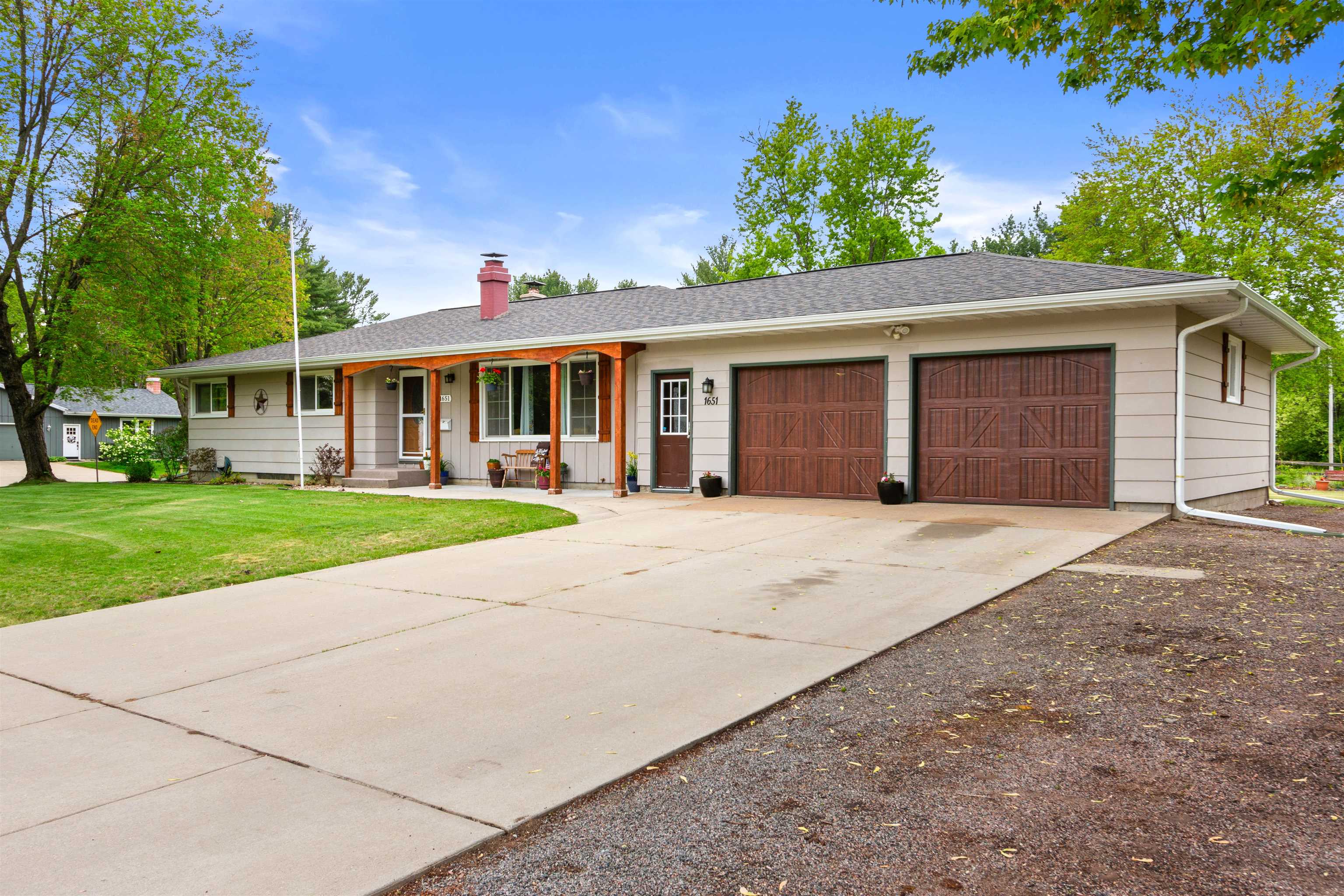 1651 4TH STREET, Port Edwards, Wisconsin 54469, 4 Bedrooms Bedrooms, ,2 BathroomsBathrooms,Residential,For Sale,1651 4TH STREET,22502231