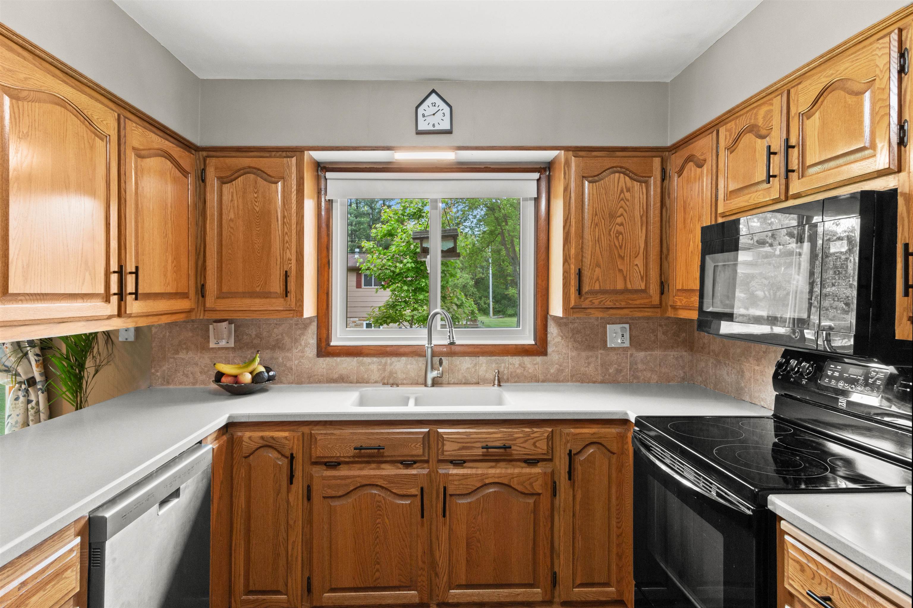 1651 4TH STREET, Port Edwards, Wisconsin 54469, 4 Bedrooms Bedrooms, ,2 BathroomsBathrooms,Residential,For Sale,1651 4TH STREET,22502231