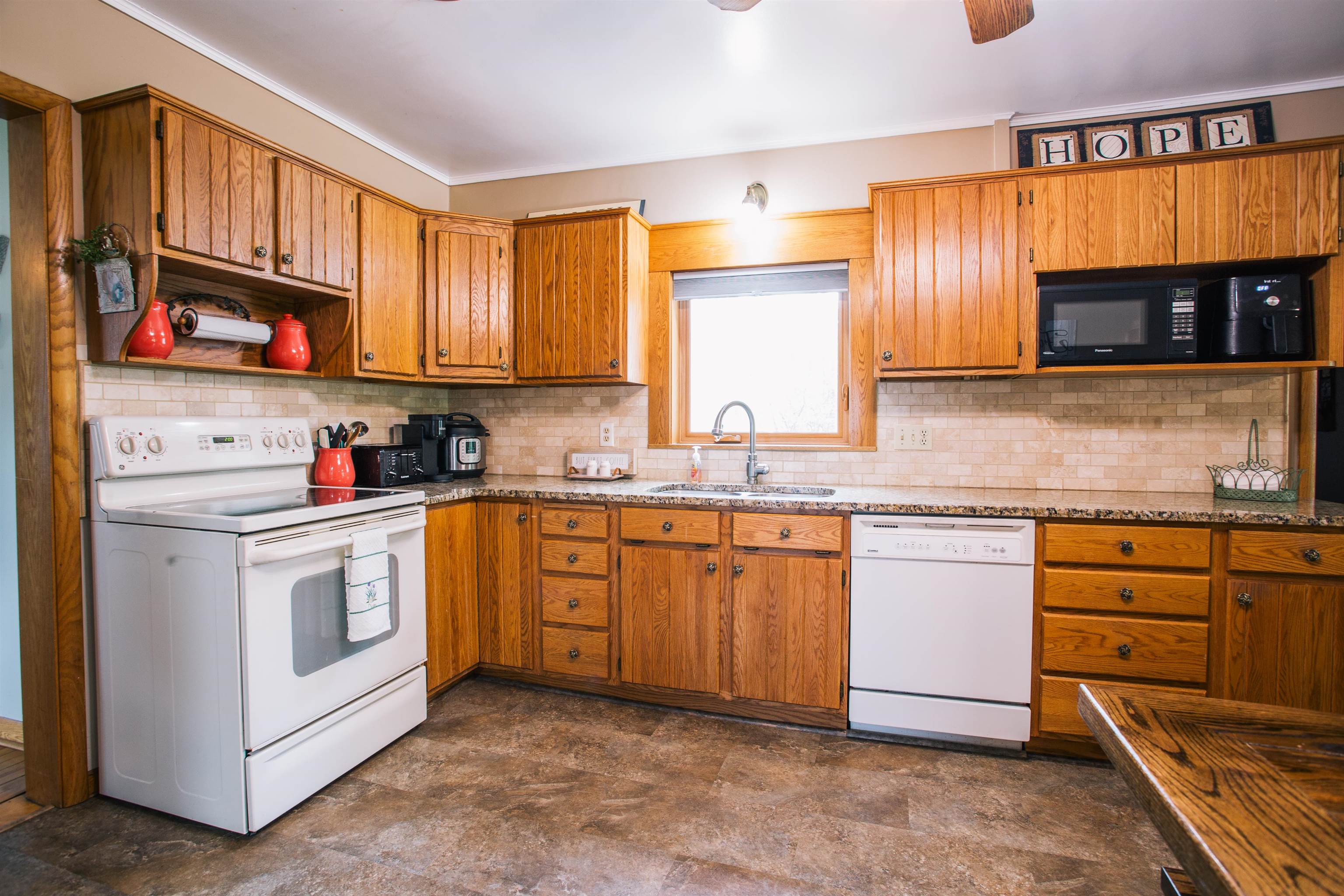 208 W MILLER STREET, Greenwood, Wisconsin 54437, 3 Bedrooms Bedrooms, ,2 BathroomsBathrooms,Residential,For Sale,208 W MILLER STREET,22502232