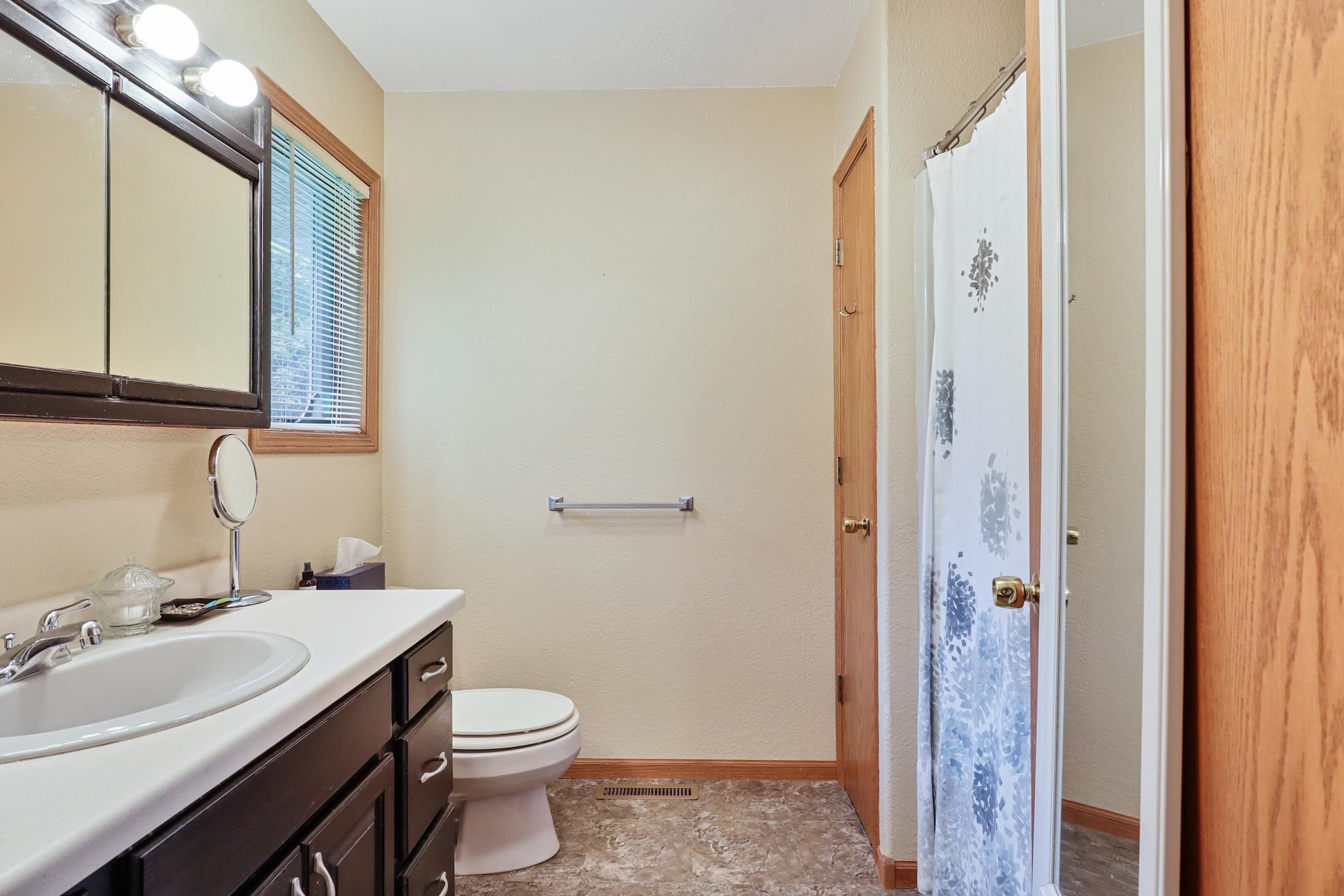 4520 BLACK FOREST DRIVE, Wisconsin Rapids, Wisconsin 54494, 5 Bedrooms Bedrooms, ,3 BathroomsBathrooms,Residential,For Sale,4520 BLACK FOREST DRIVE,22502234