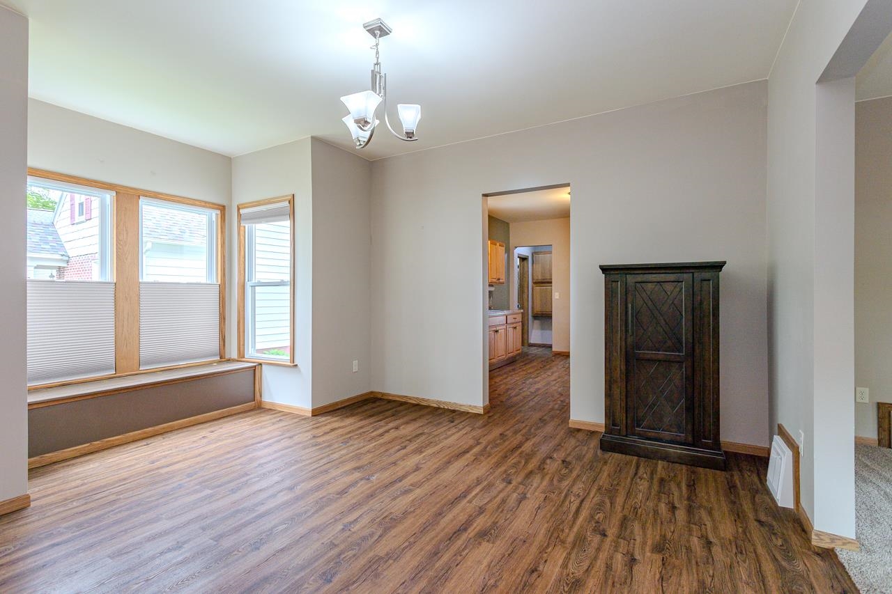 110 MILLER AVENUE, Wausau, Wisconsin 54403, 4 Bedrooms Bedrooms, ,2 BathroomsBathrooms,Residential,For Sale,110 MILLER AVENUE,22502236