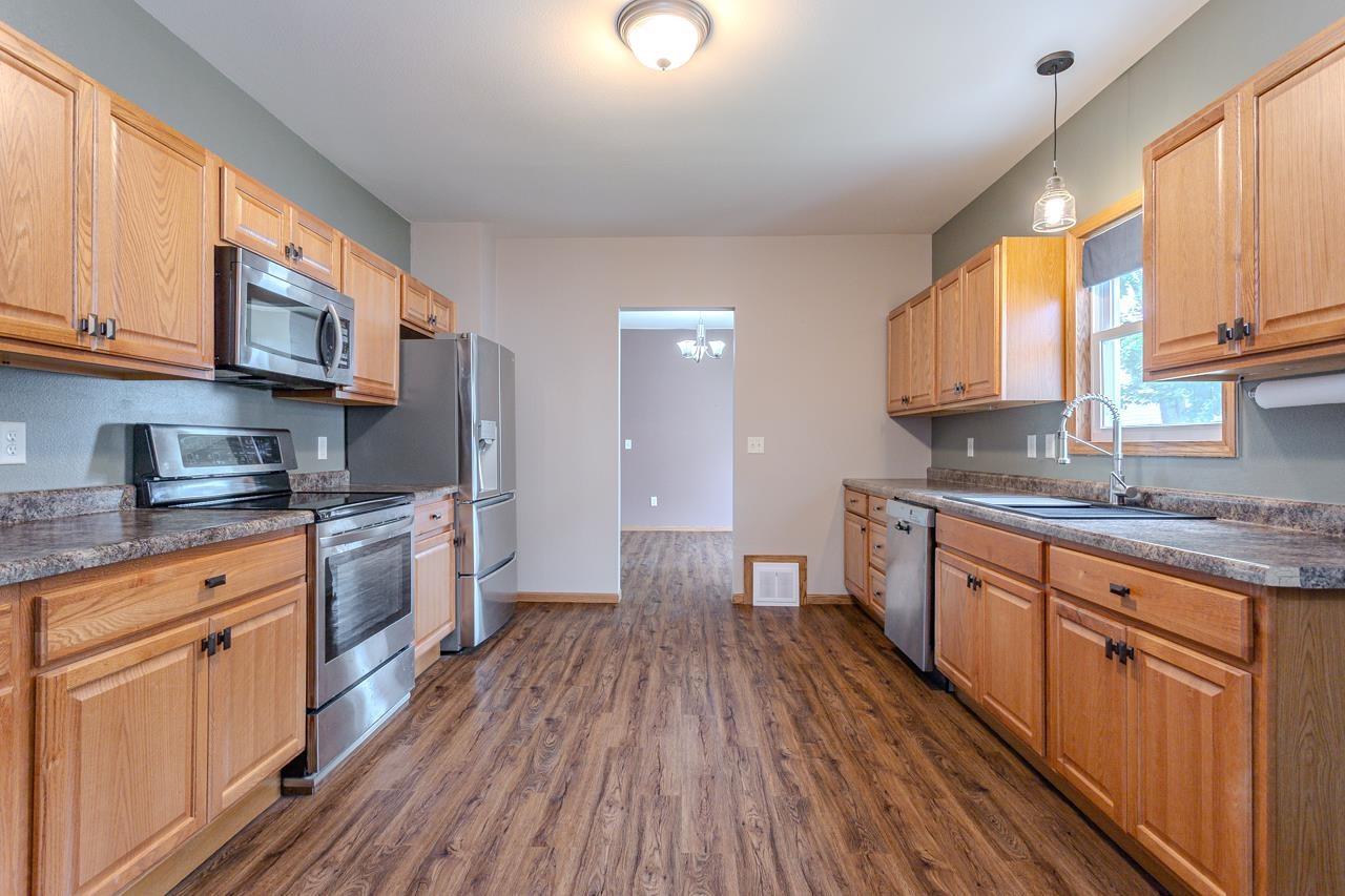 110 MILLER AVENUE, Wausau, Wisconsin 54403, 4 Bedrooms Bedrooms, ,2 BathroomsBathrooms,Residential,For Sale,110 MILLER AVENUE,22502236