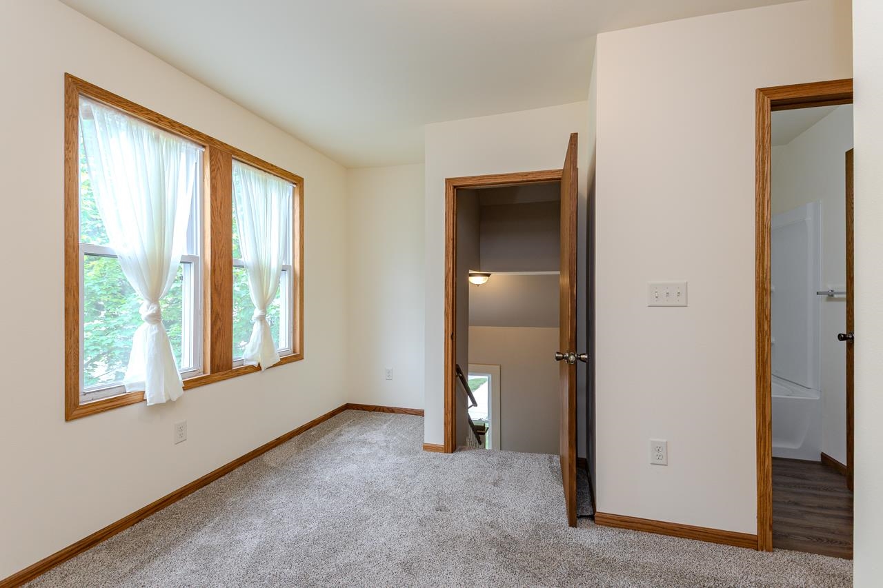 110 MILLER AVENUE, Wausau, Wisconsin 54403, 4 Bedrooms Bedrooms, ,2 BathroomsBathrooms,Residential,For Sale,110 MILLER AVENUE,22502236