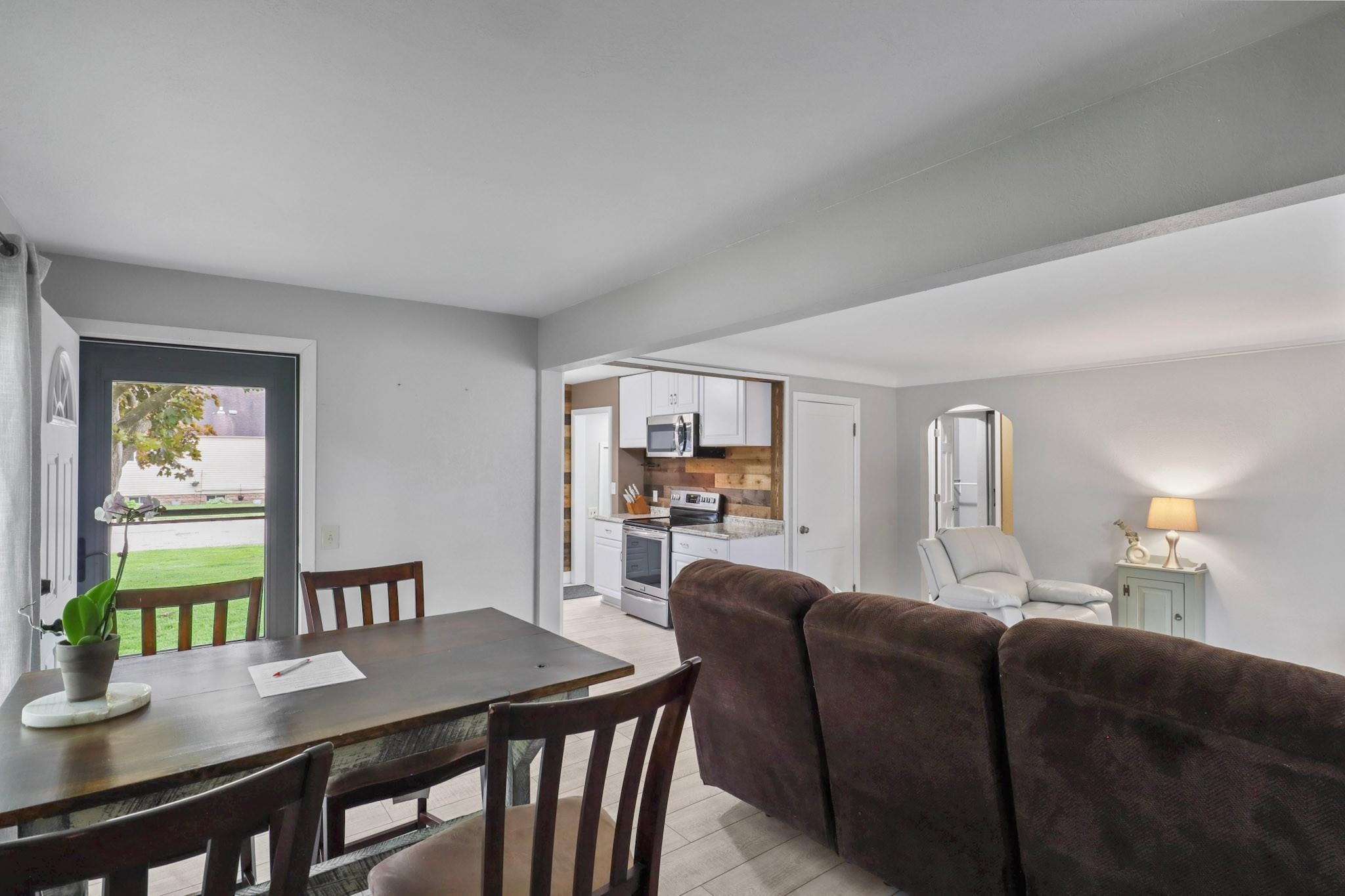 340 12TH STREET SOUTH, Wisconsin Rapids, Wisconsin 54494, 3 Bedrooms Bedrooms, ,2 BathroomsBathrooms,Residential,For Sale,340 12TH STREET SOUTH,22502237
