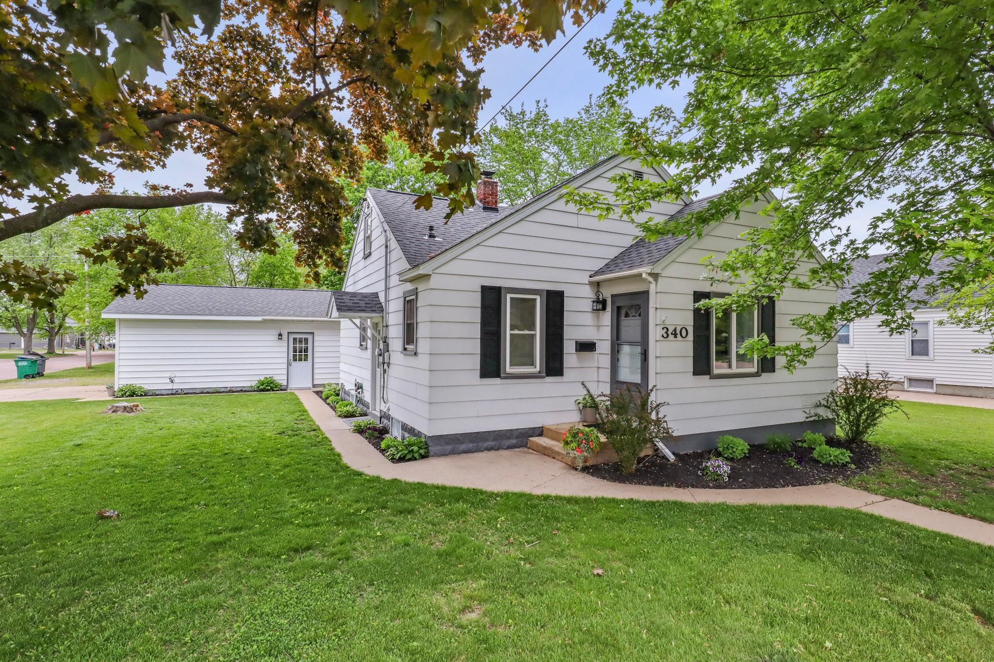 340 12TH STREET SOUTH, Wisconsin Rapids, Wisconsin 54494, 3 Bedrooms Bedrooms, ,2 BathroomsBathrooms,Residential,For Sale,340 12TH STREET SOUTH,22502237