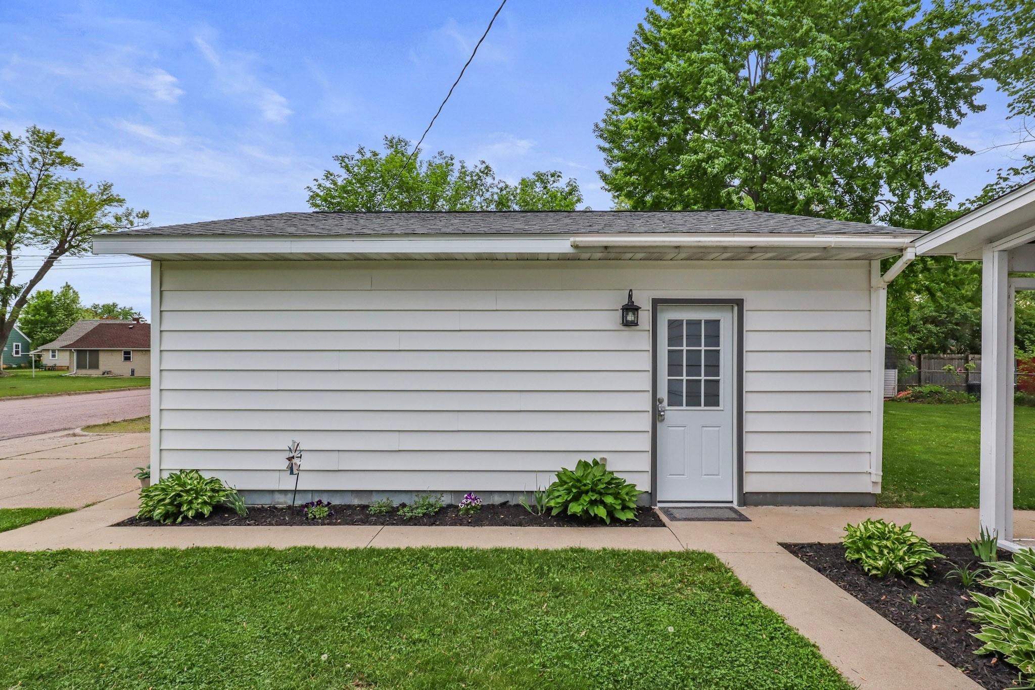 340 12TH STREET SOUTH, Wisconsin Rapids, Wisconsin 54494, 3 Bedrooms Bedrooms, ,2 BathroomsBathrooms,Residential,For Sale,340 12TH STREET SOUTH,22502237