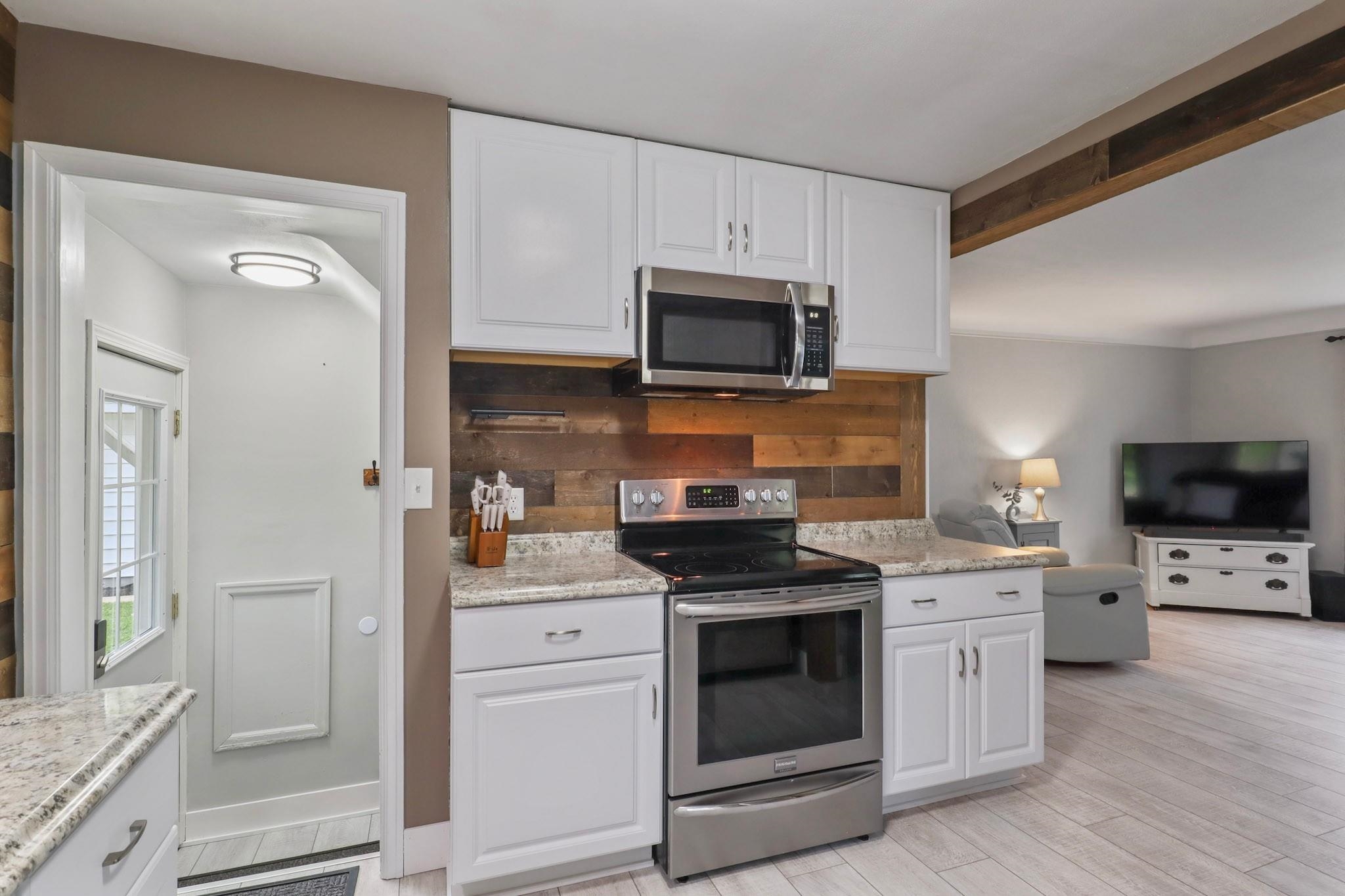 340 12TH STREET SOUTH, Wisconsin Rapids, Wisconsin 54494, 3 Bedrooms Bedrooms, ,2 BathroomsBathrooms,Residential,For Sale,340 12TH STREET SOUTH,22502237