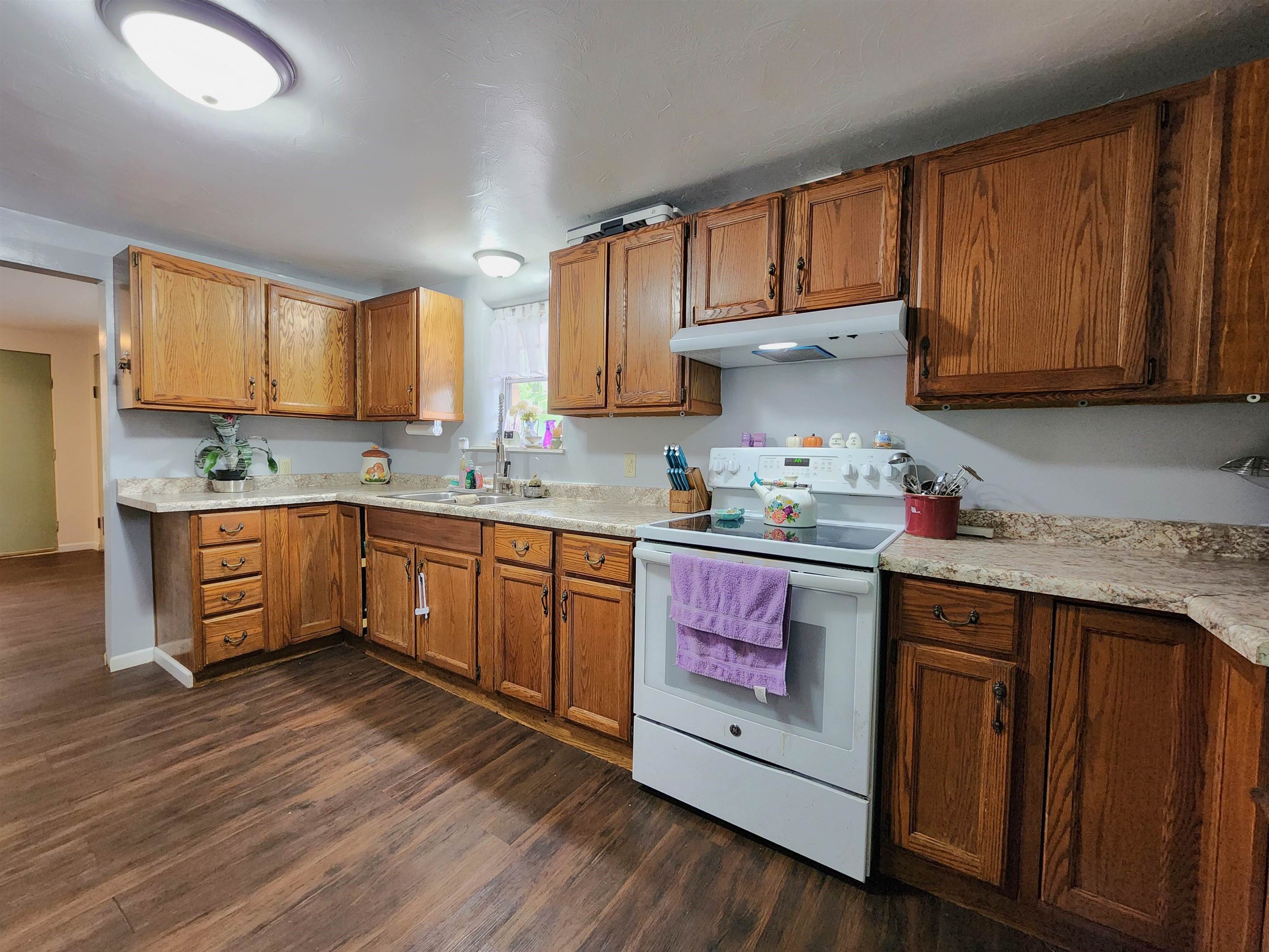 1130 10TH STREET SOUTH, Wisconsin Rapids, Wisconsin 54494, 4 Bedrooms Bedrooms, ,2 BathroomsBathrooms,Residential,For Sale,1130 10TH STREET SOUTH,22502239
