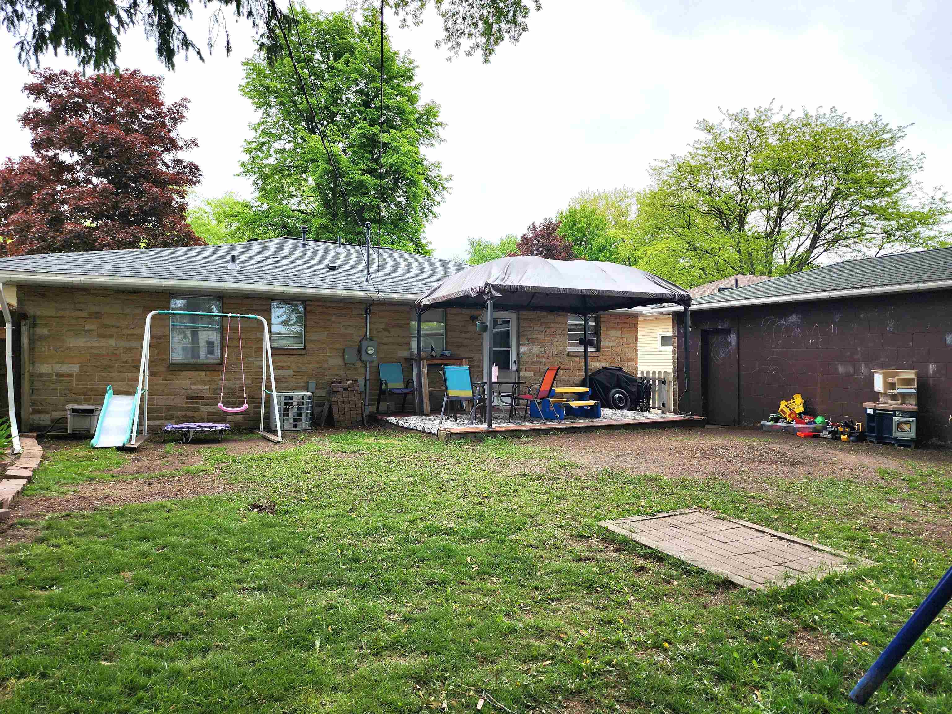 1130 10TH STREET SOUTH, Wisconsin Rapids, Wisconsin 54494, 4 Bedrooms Bedrooms, ,2 BathroomsBathrooms,Residential,For Sale,1130 10TH STREET SOUTH,22502239