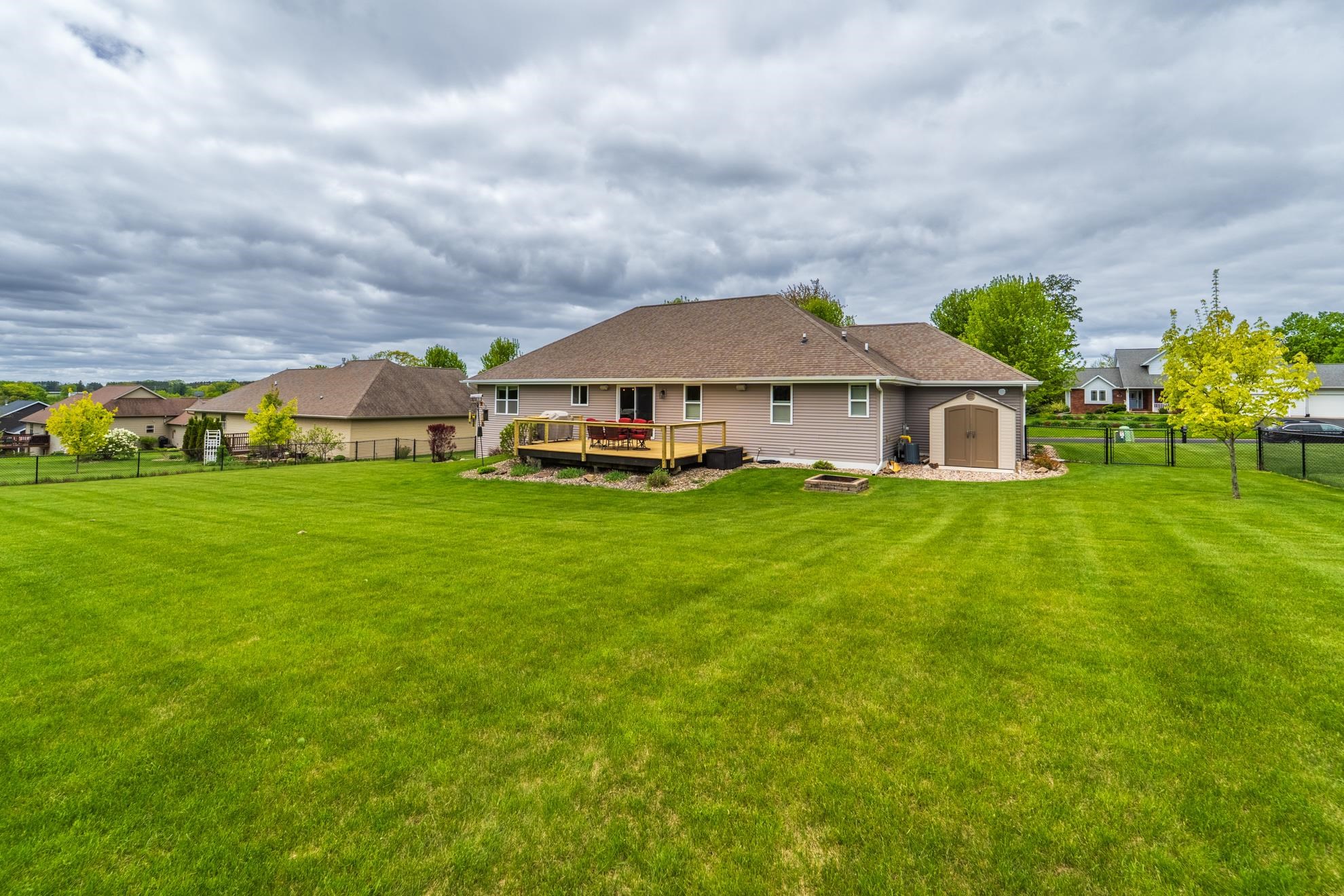 117 ASPEN GROVE LANE, Wausau, Wisconsin 54403, 4 Bedrooms Bedrooms, ,3 BathroomsBathrooms,Residential,For Sale,117 ASPEN GROVE LANE,22502241