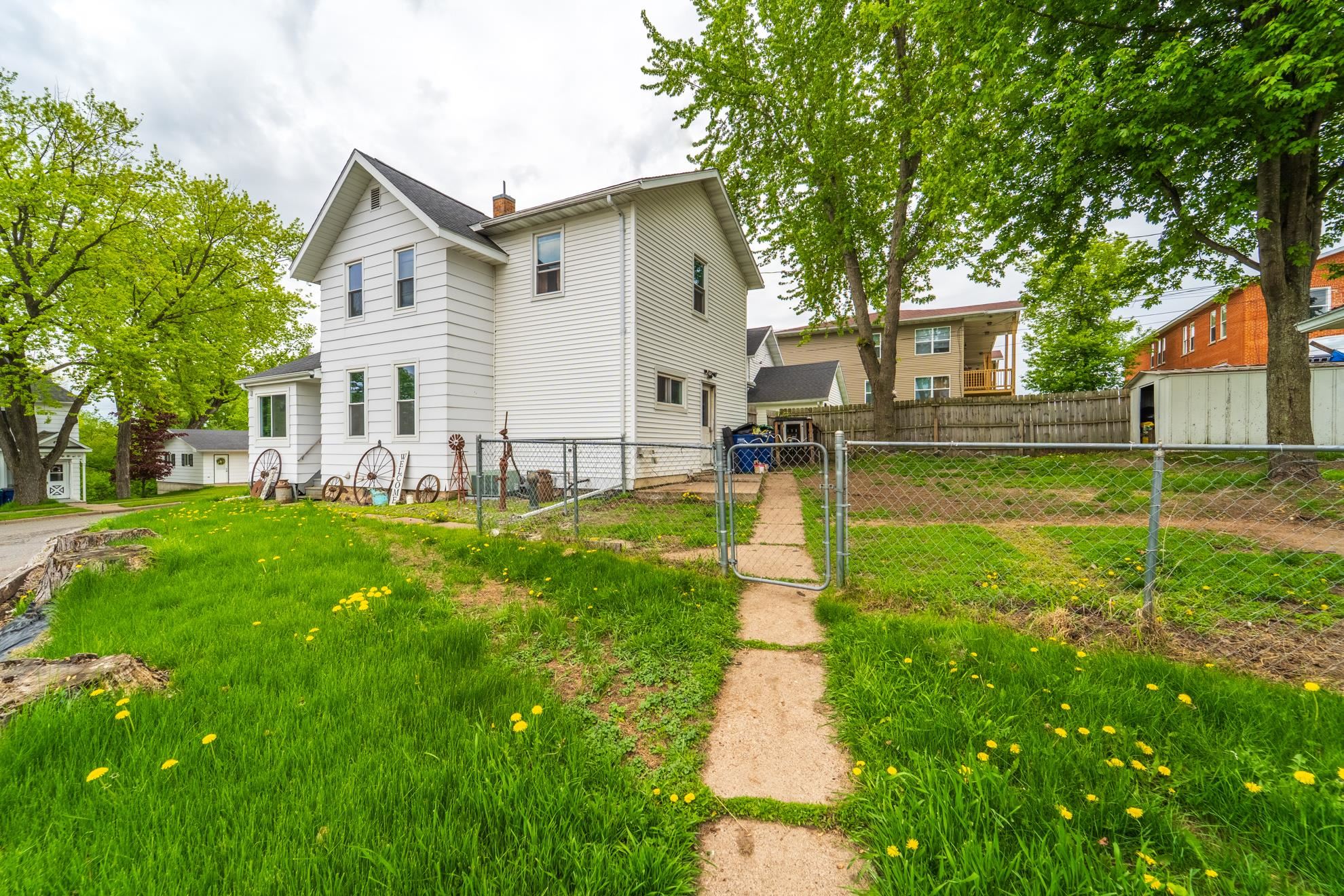 101 KREUTZER STREET, Athens, Wisconsin 54411, 3 Bedrooms Bedrooms, ,1 BathroomBathrooms,Residential,For Sale,101 KREUTZER STREET,22502242