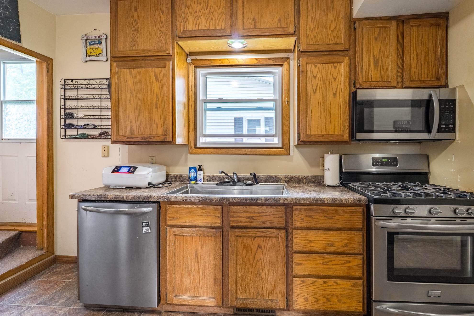 101 KREUTZER STREET, Athens, Wisconsin 54411, 3 Bedrooms Bedrooms, ,1 BathroomBathrooms,Residential,For Sale,101 KREUTZER STREET,22502242